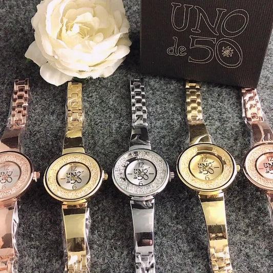 UN 6894