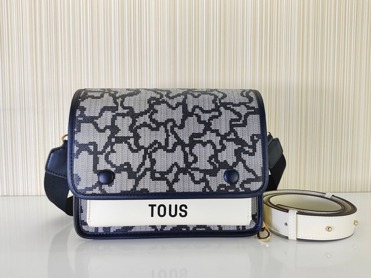 TO-BAG122