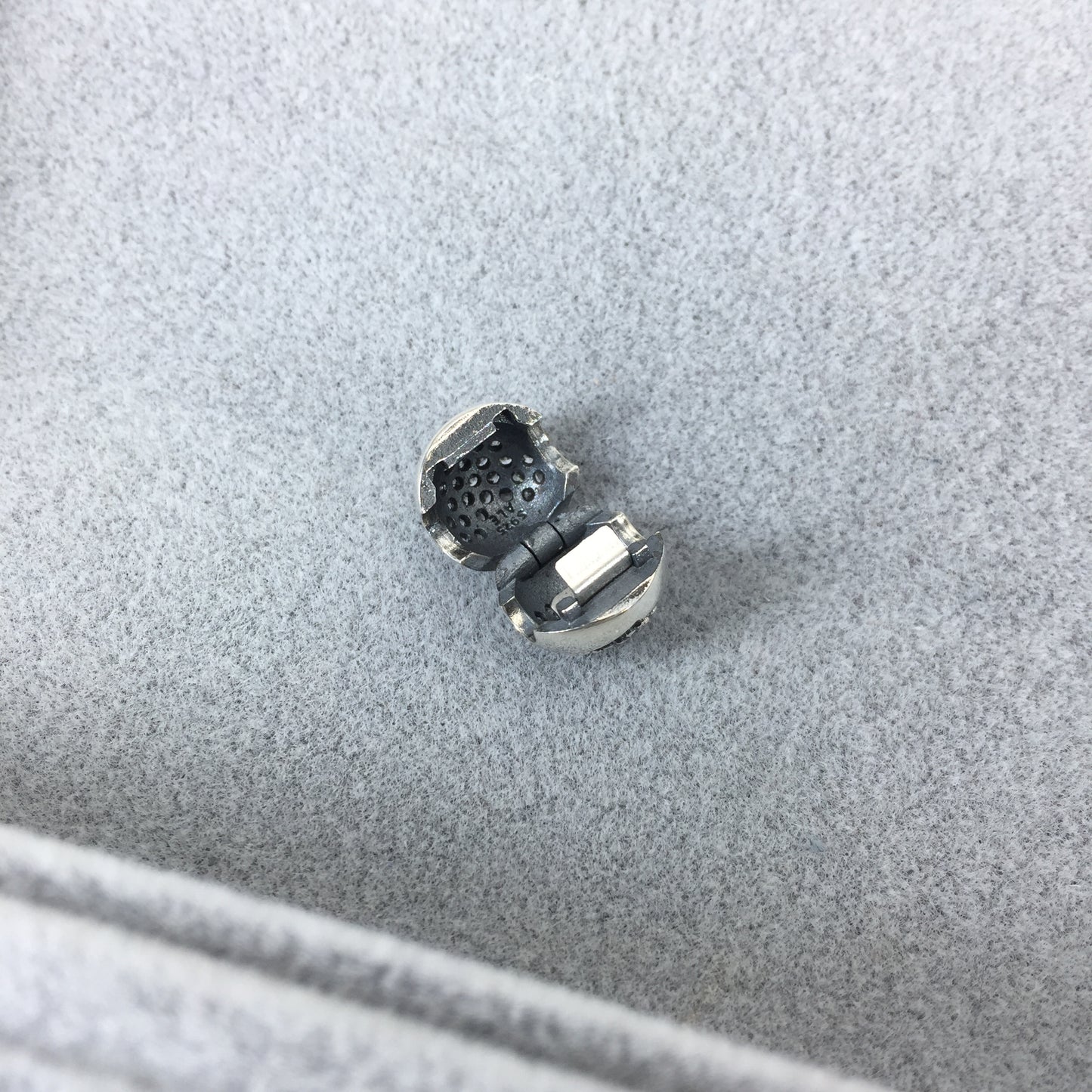 791053CZ