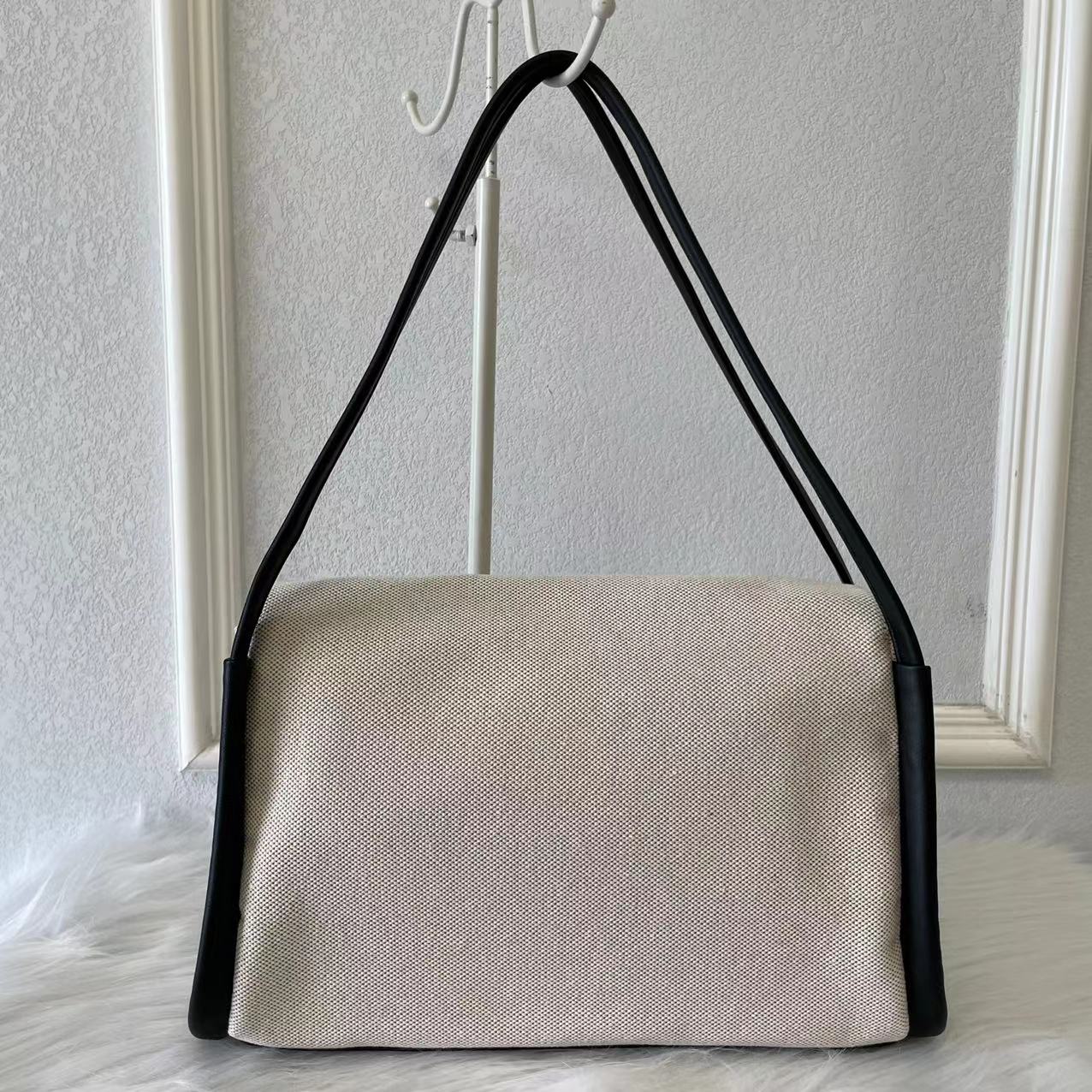 TO-BAG101