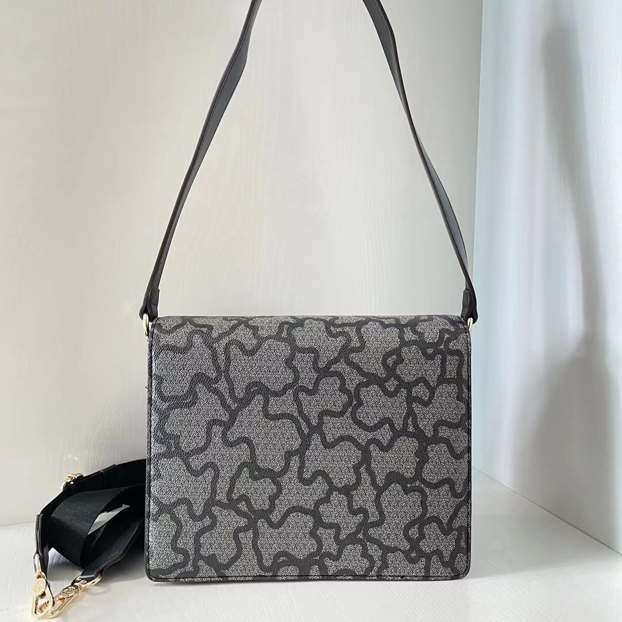 TO-BAG166