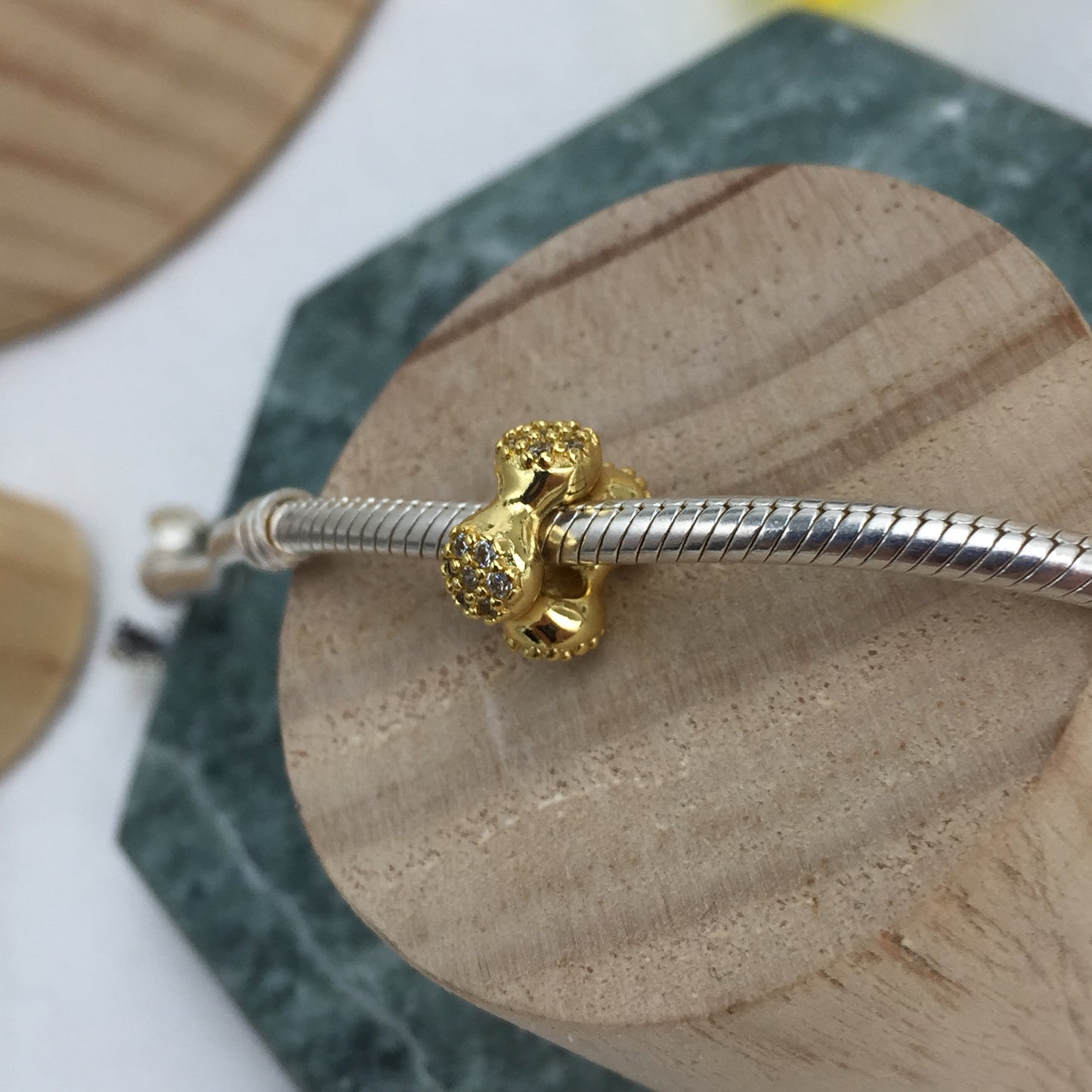 767292CZ