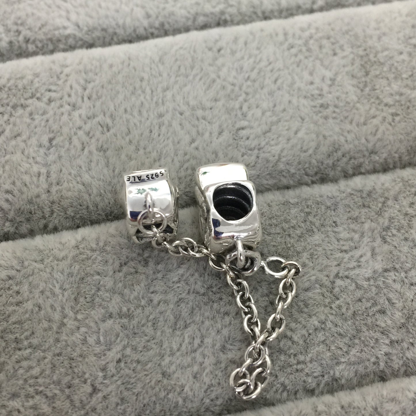 797172