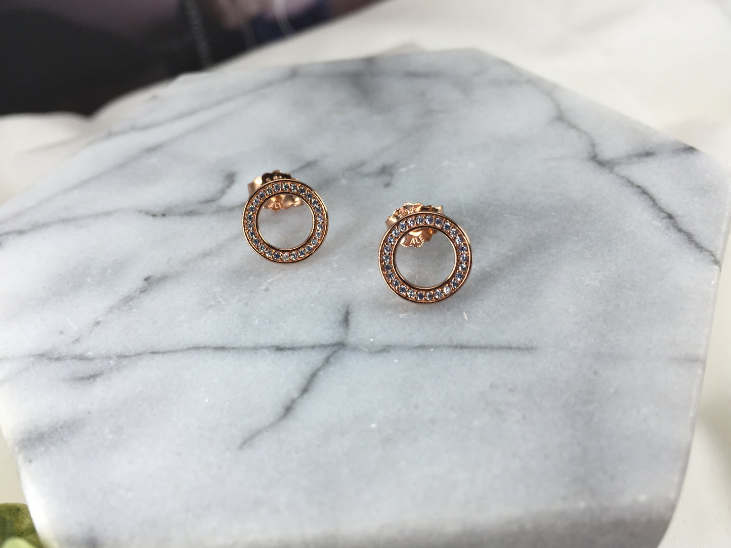 280585CZ