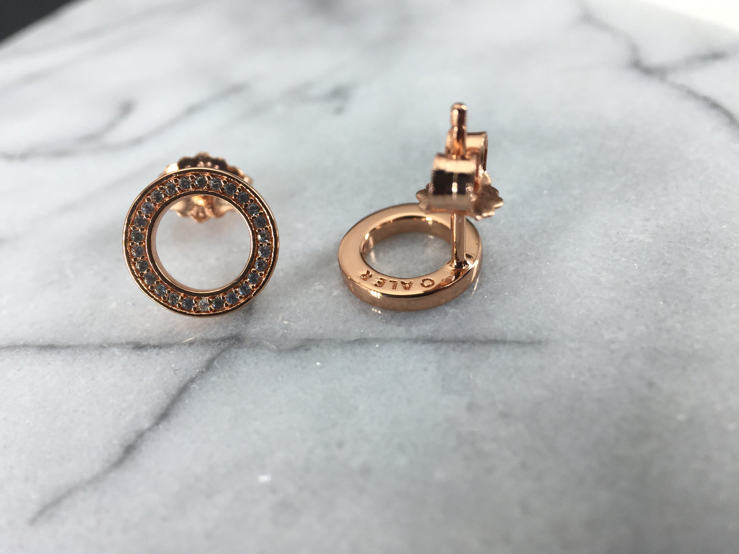280585CZ