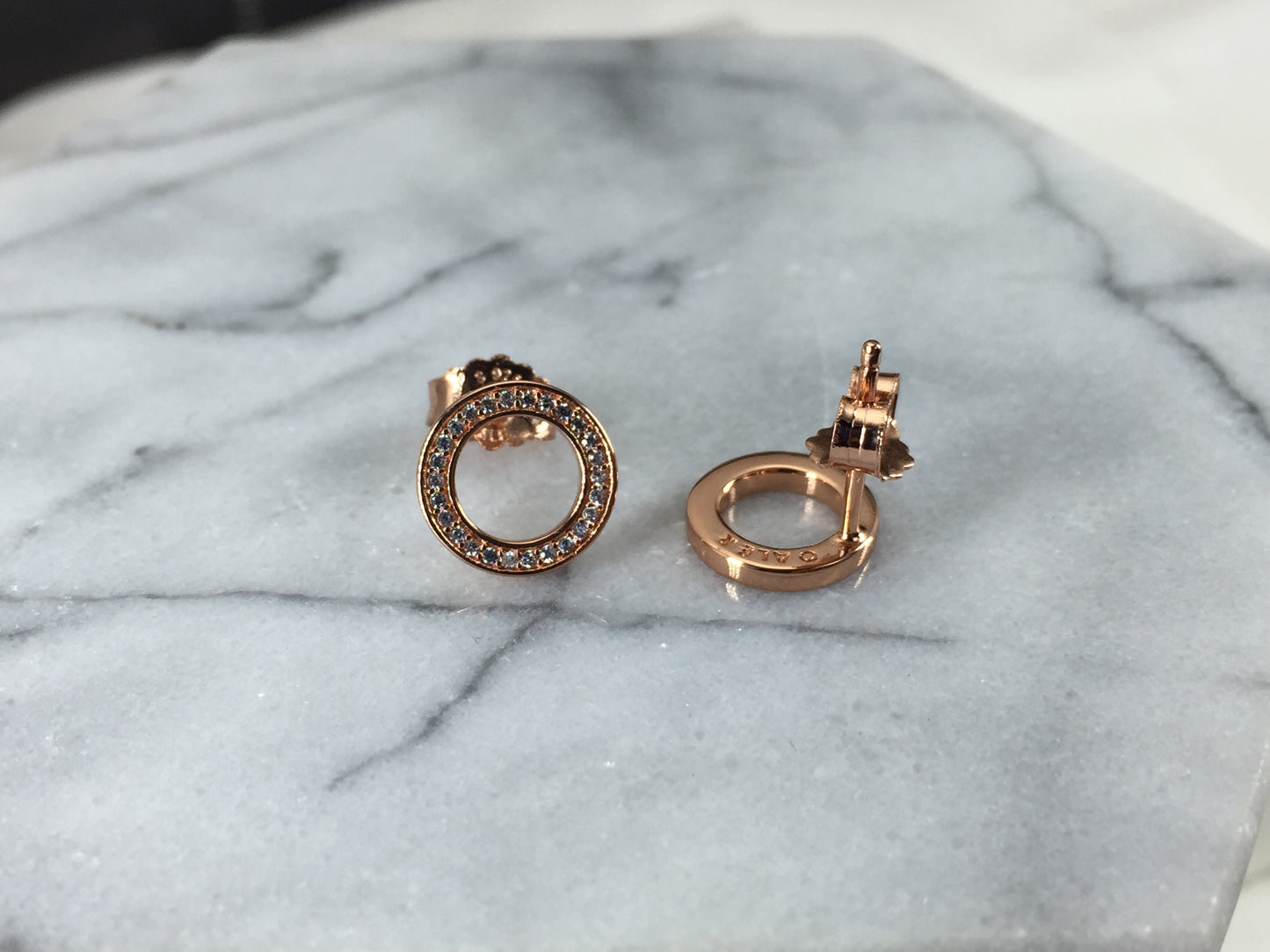 280585CZ