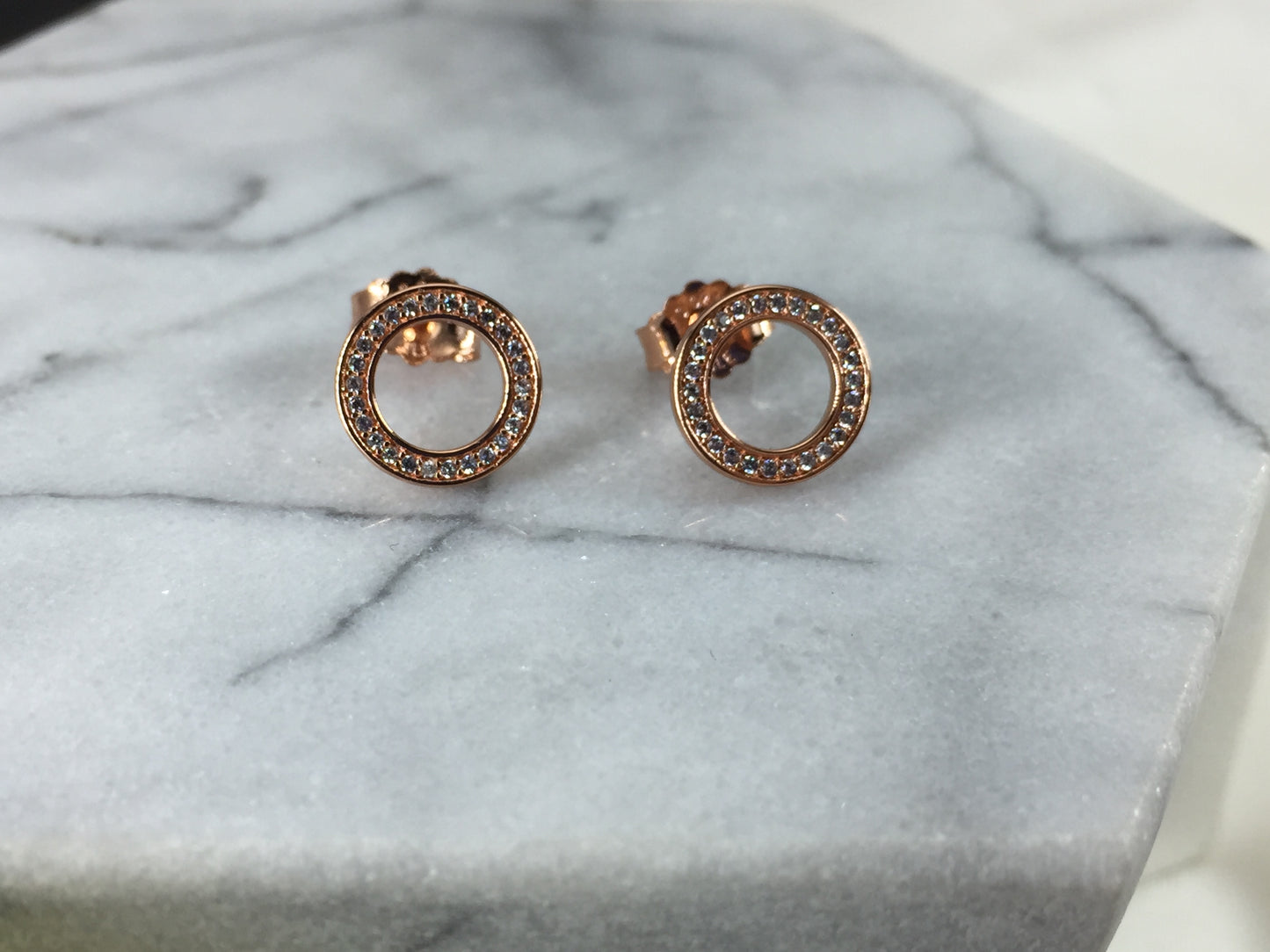 280585CZ