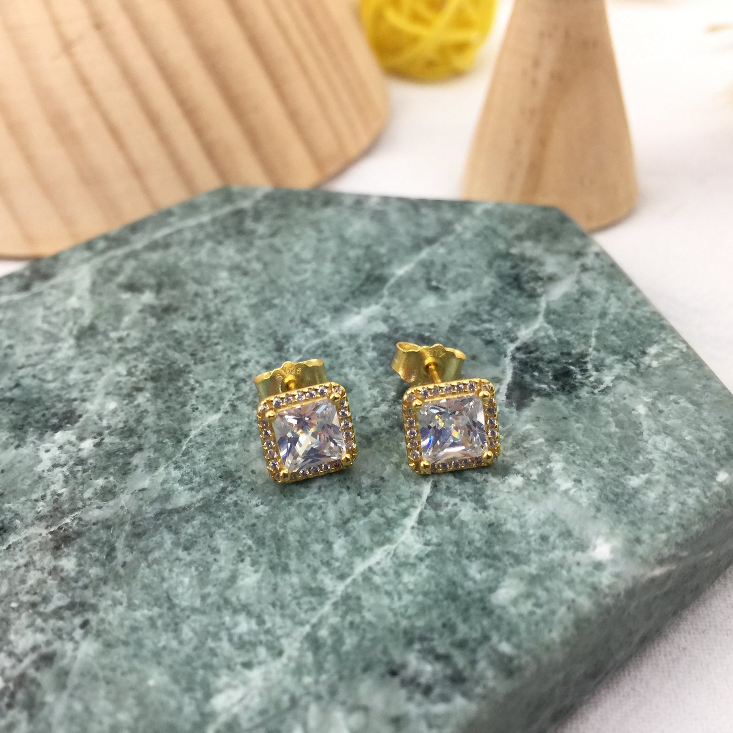 250327CZ