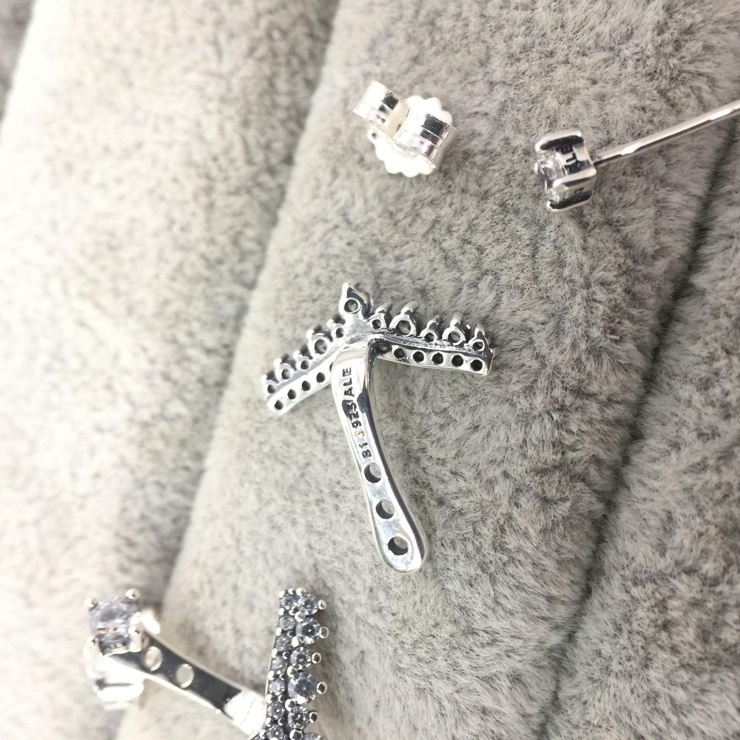 297739CZ