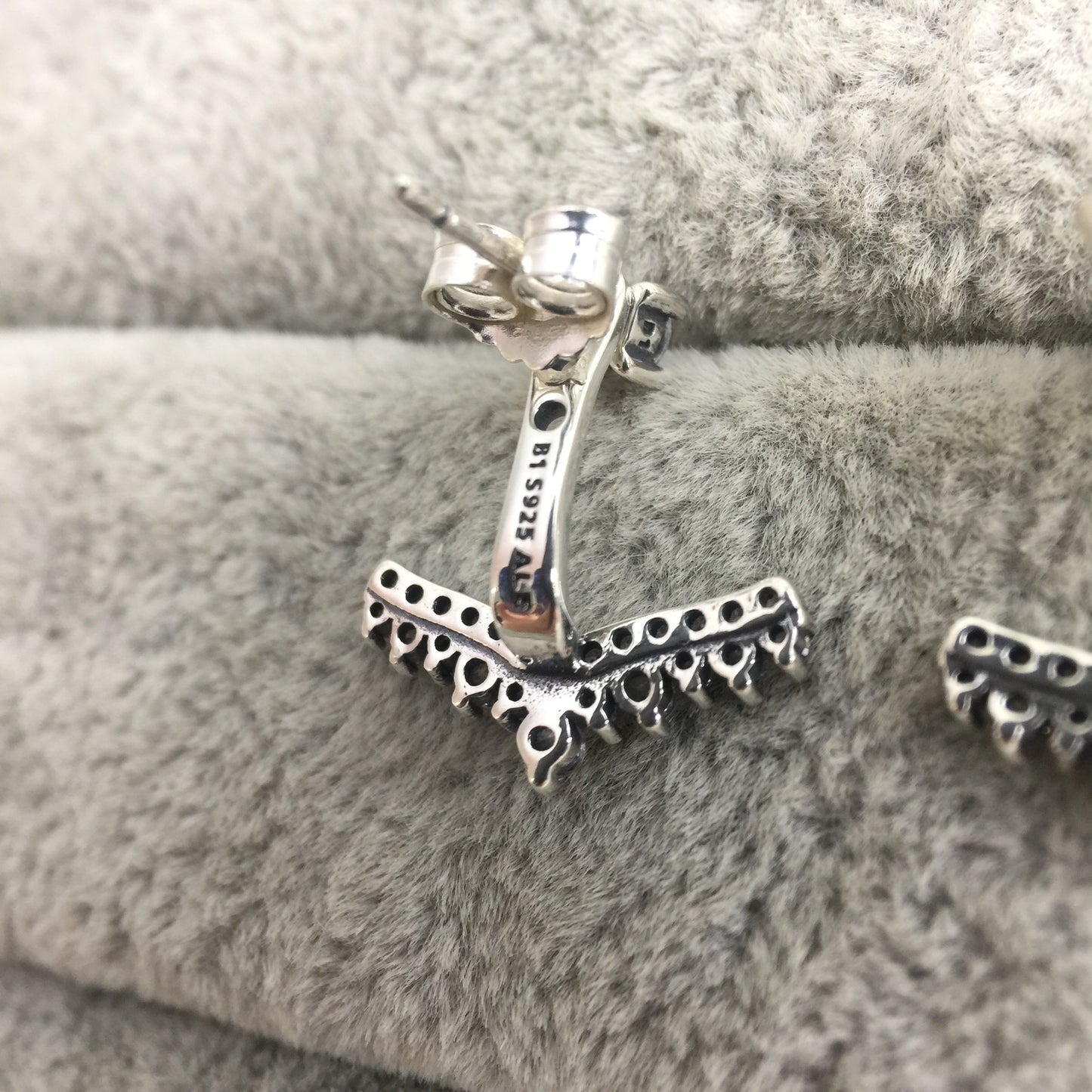 297739CZ