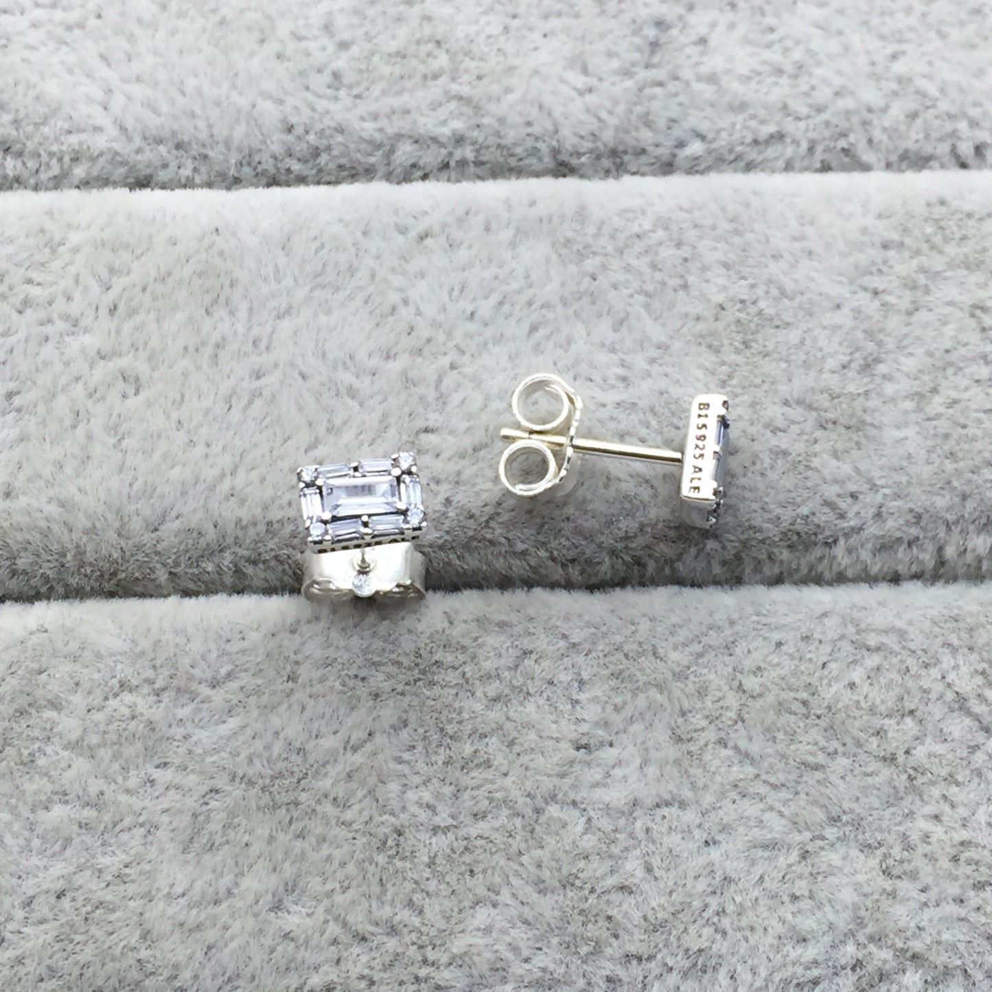 297567CZ