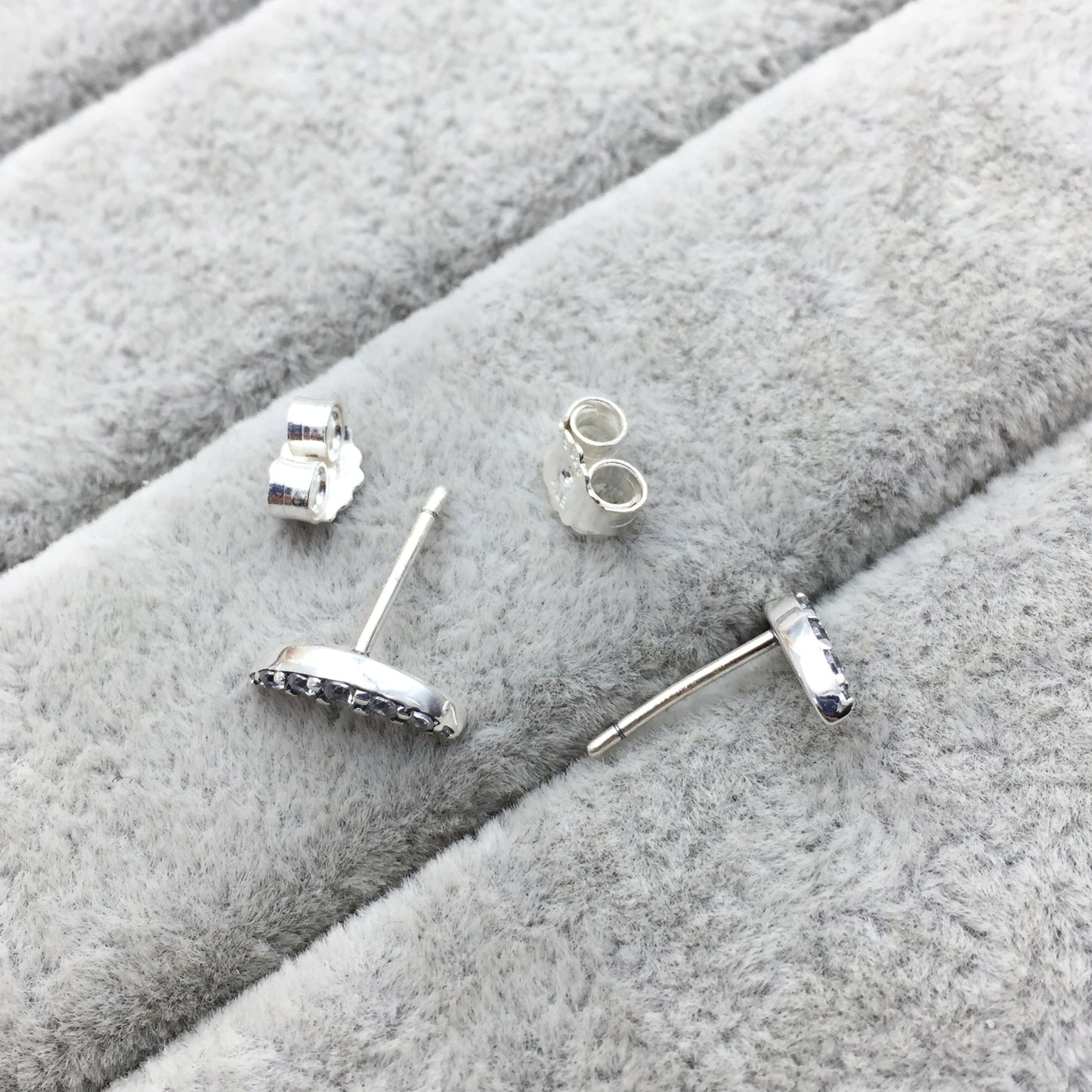 297569CZ
