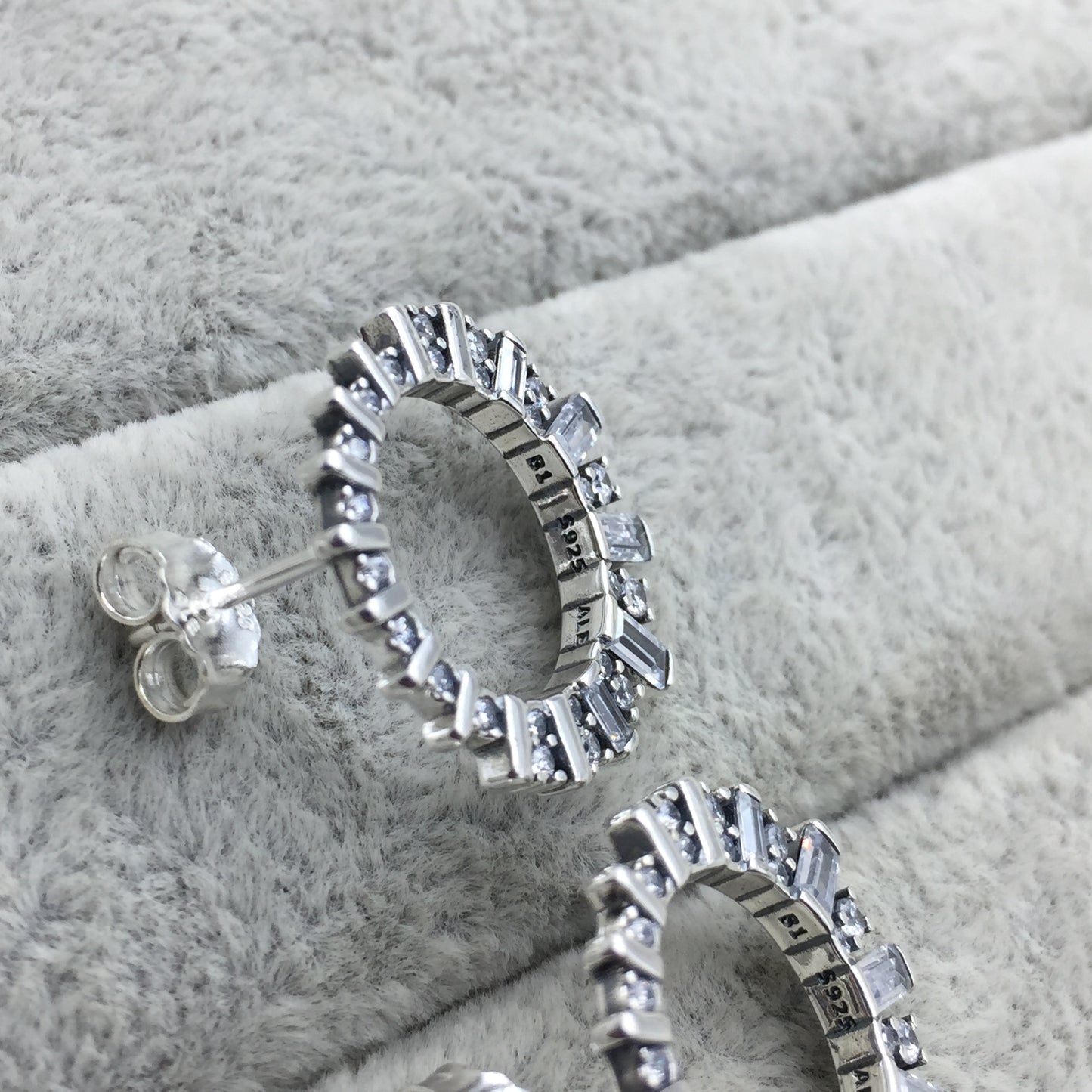 297545CZ