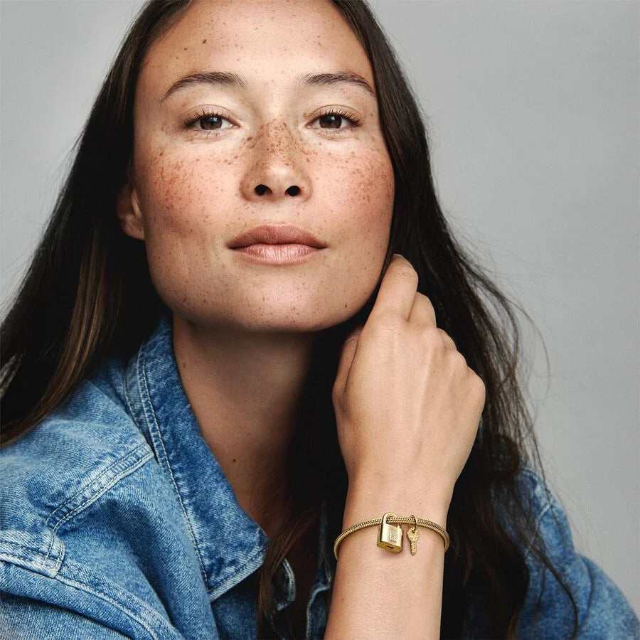 760088C01