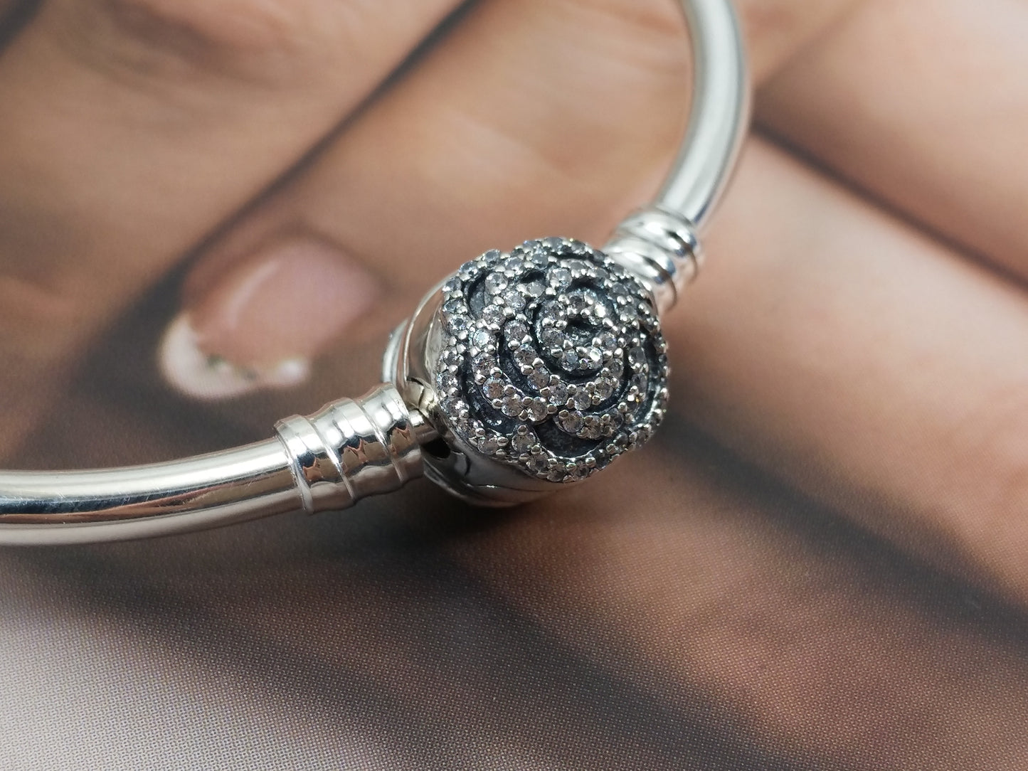 590748CZ