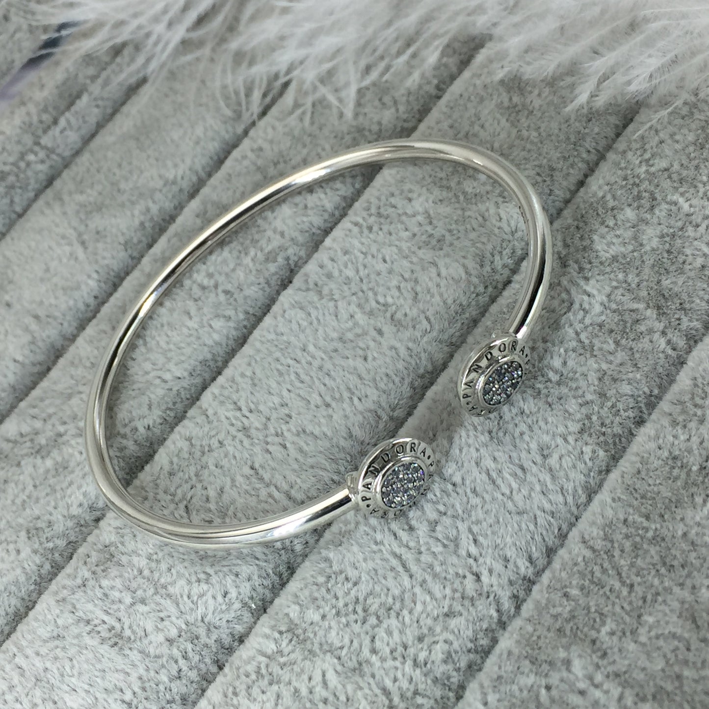 590528CZ