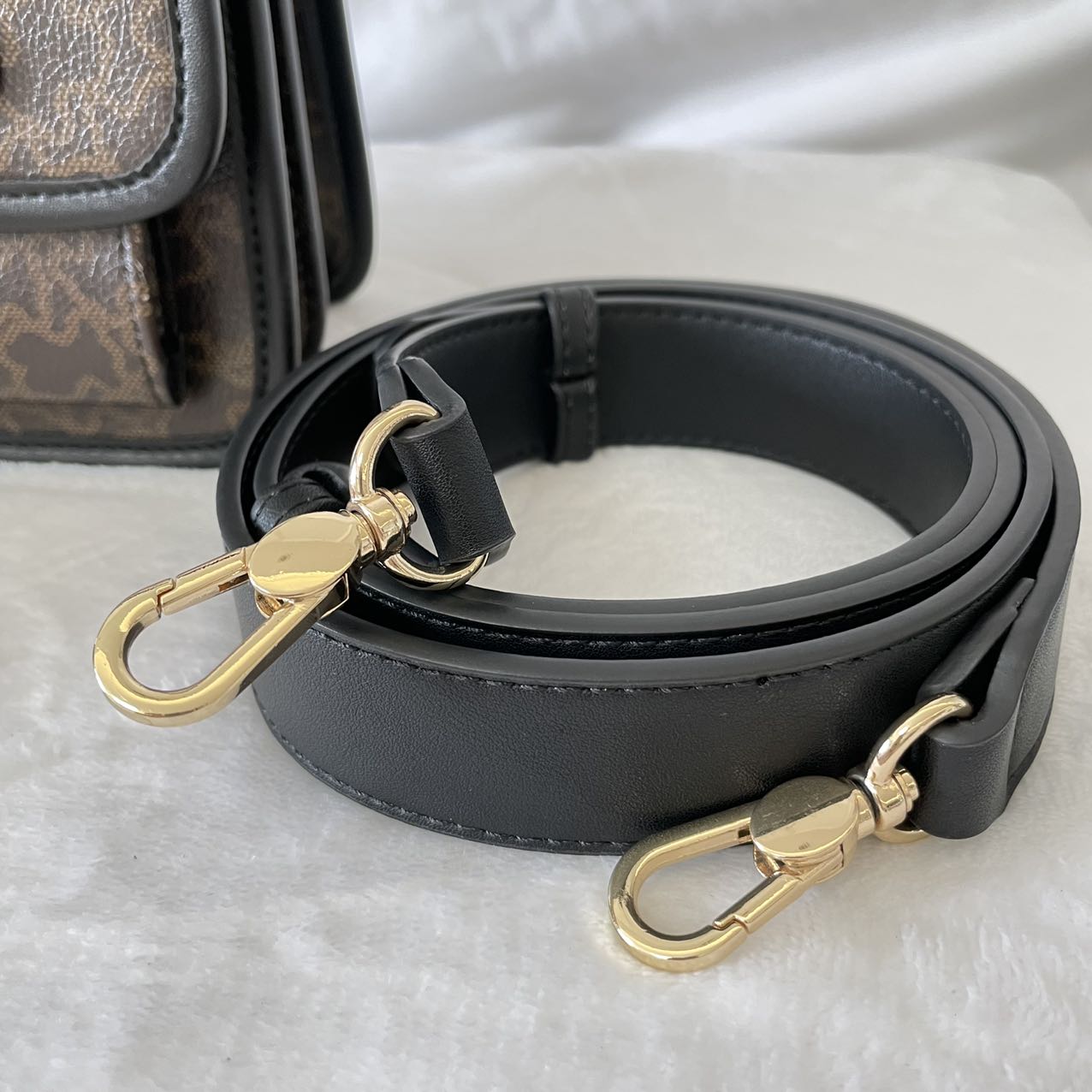 TO-BAG085