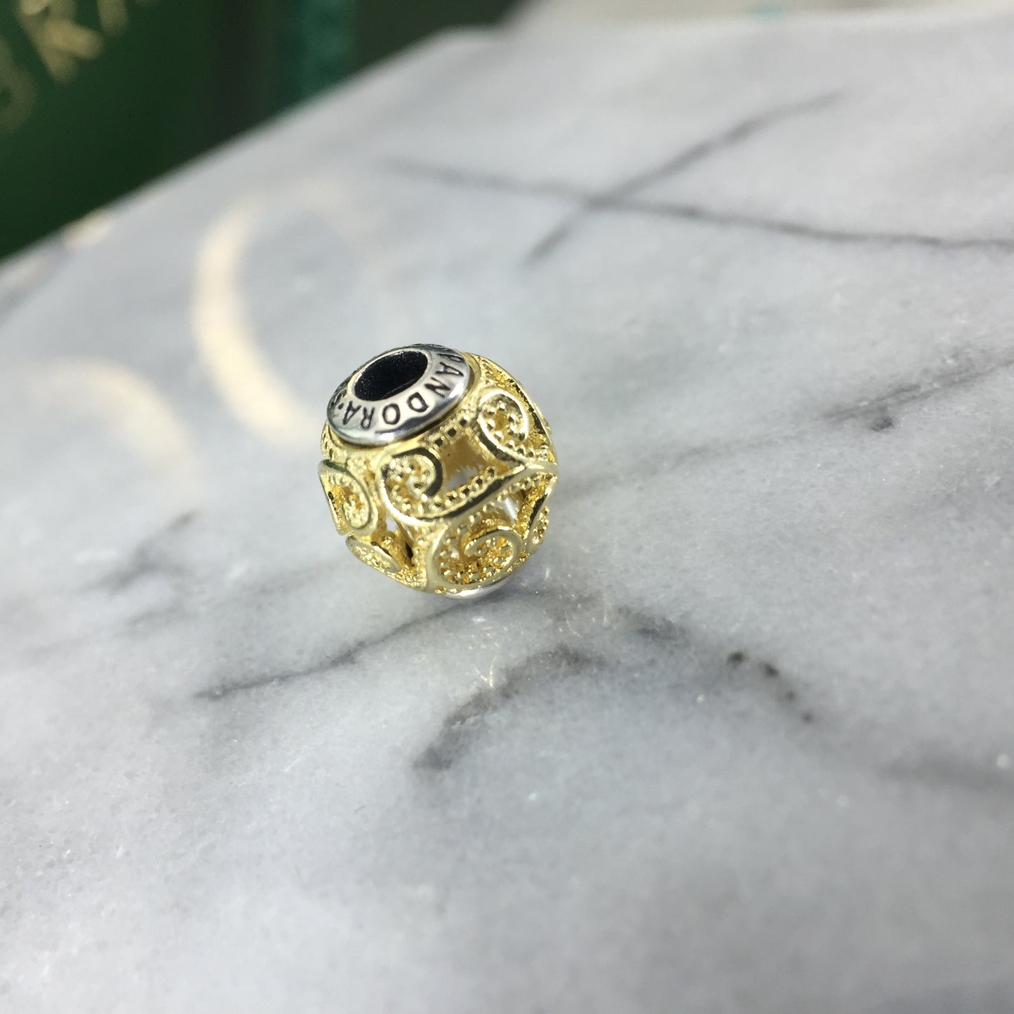 796050