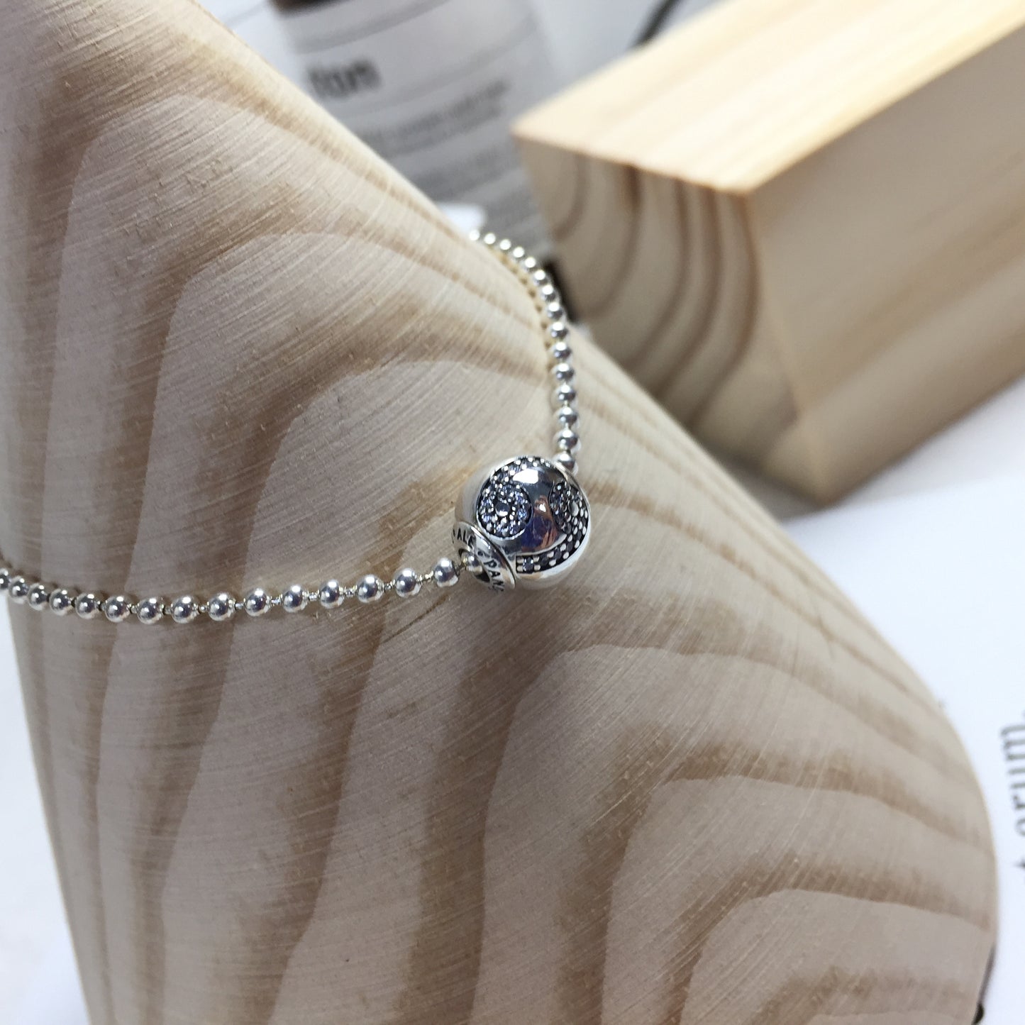 796037CZ