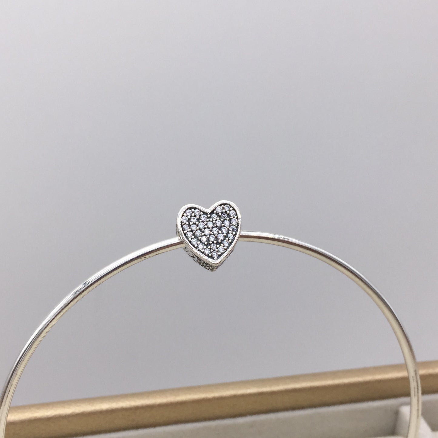 796084CZ