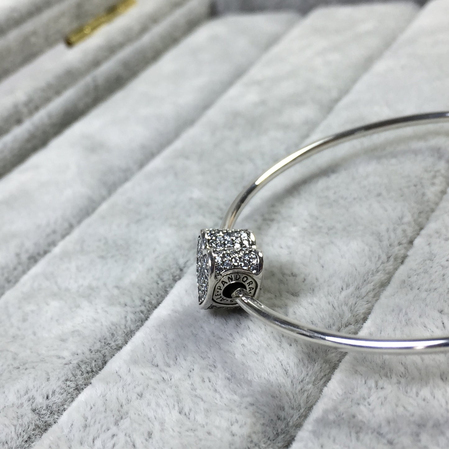 796084CZ