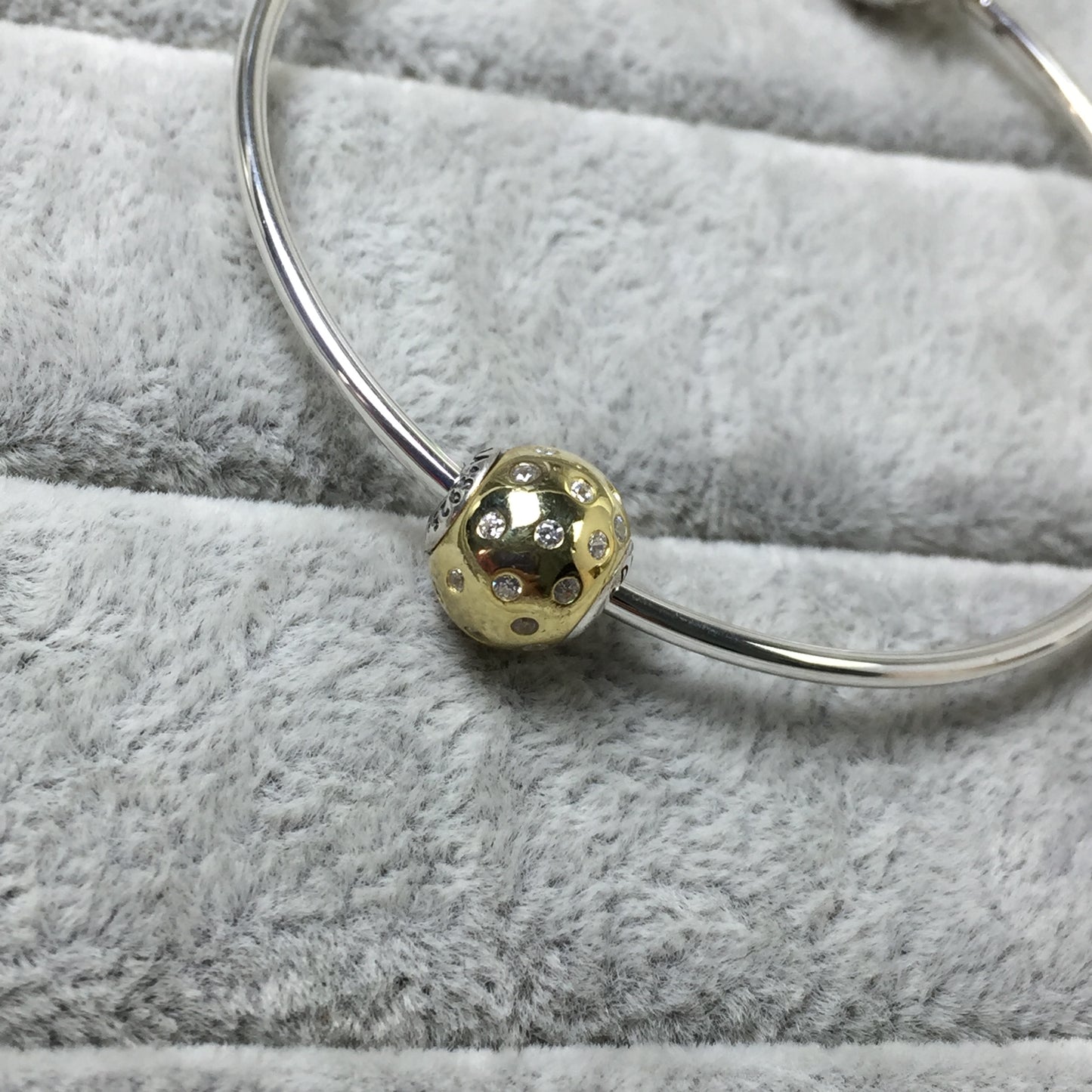 796052CZ
