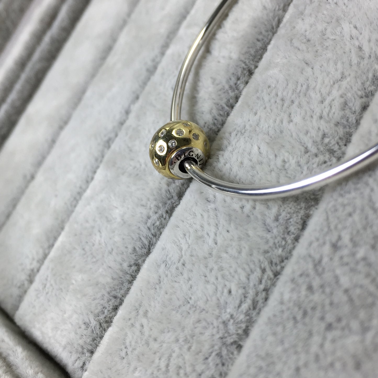 796052CZ