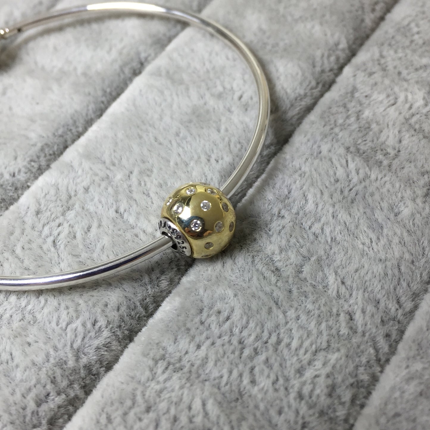 796052CZ
