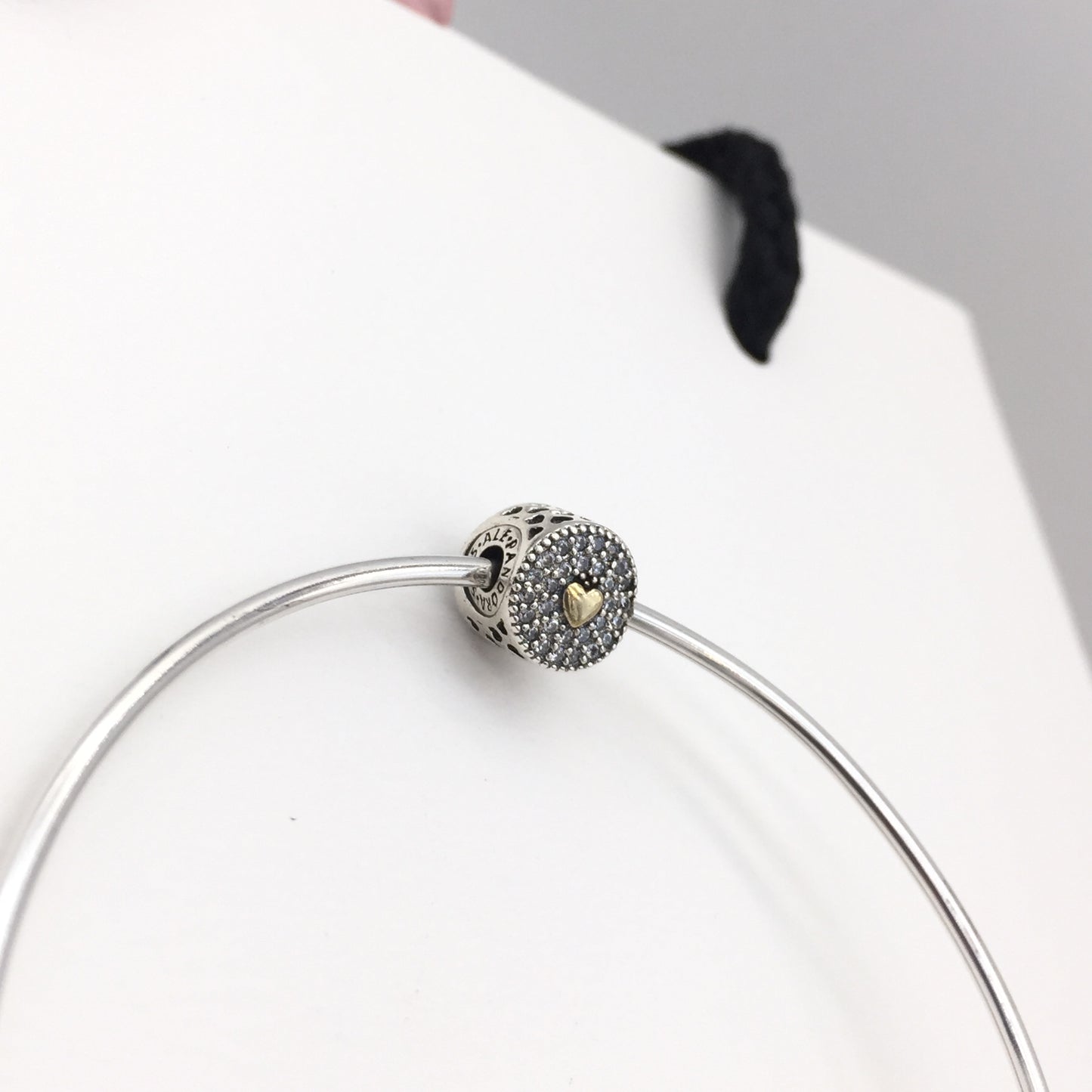 796085CZ
