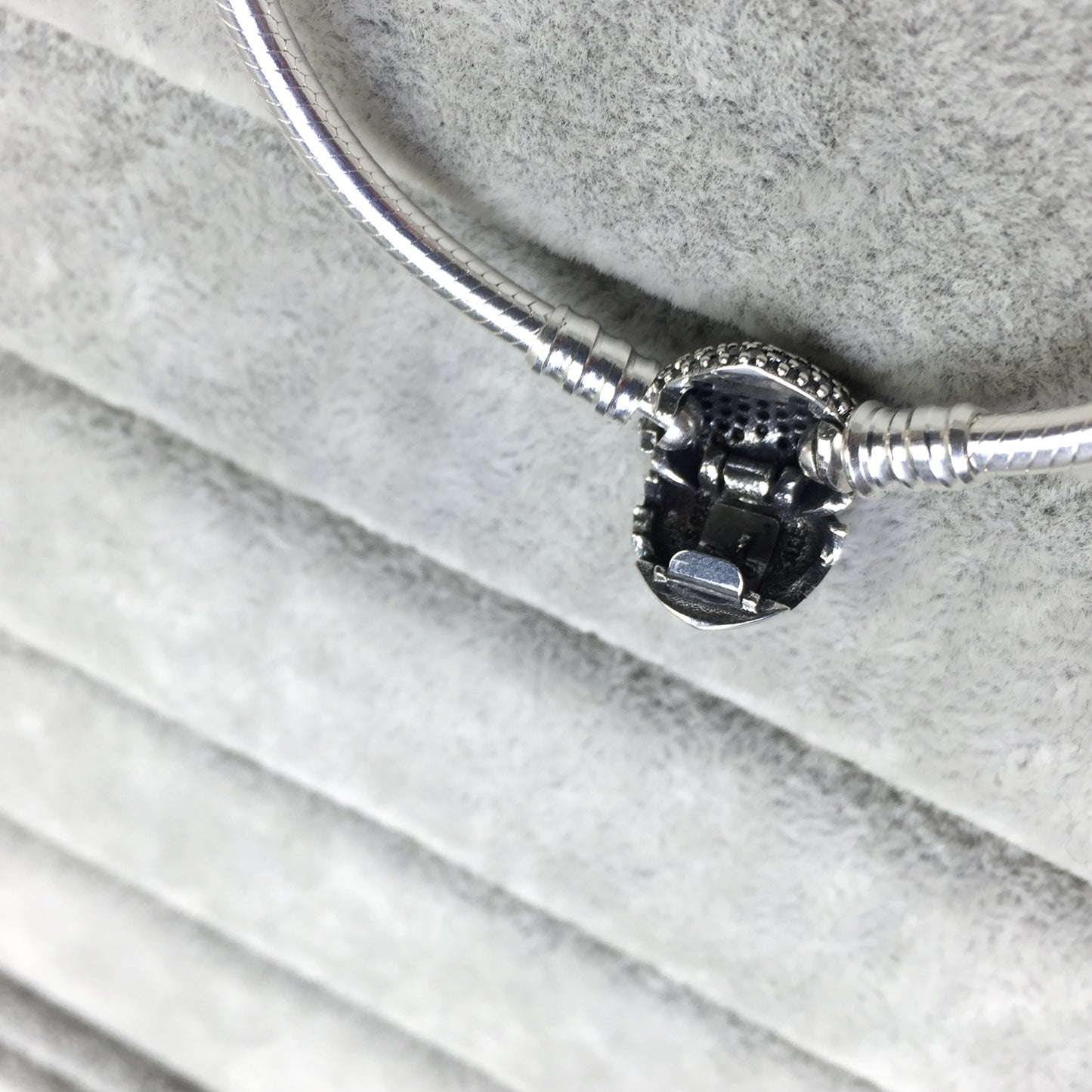 590727CZ