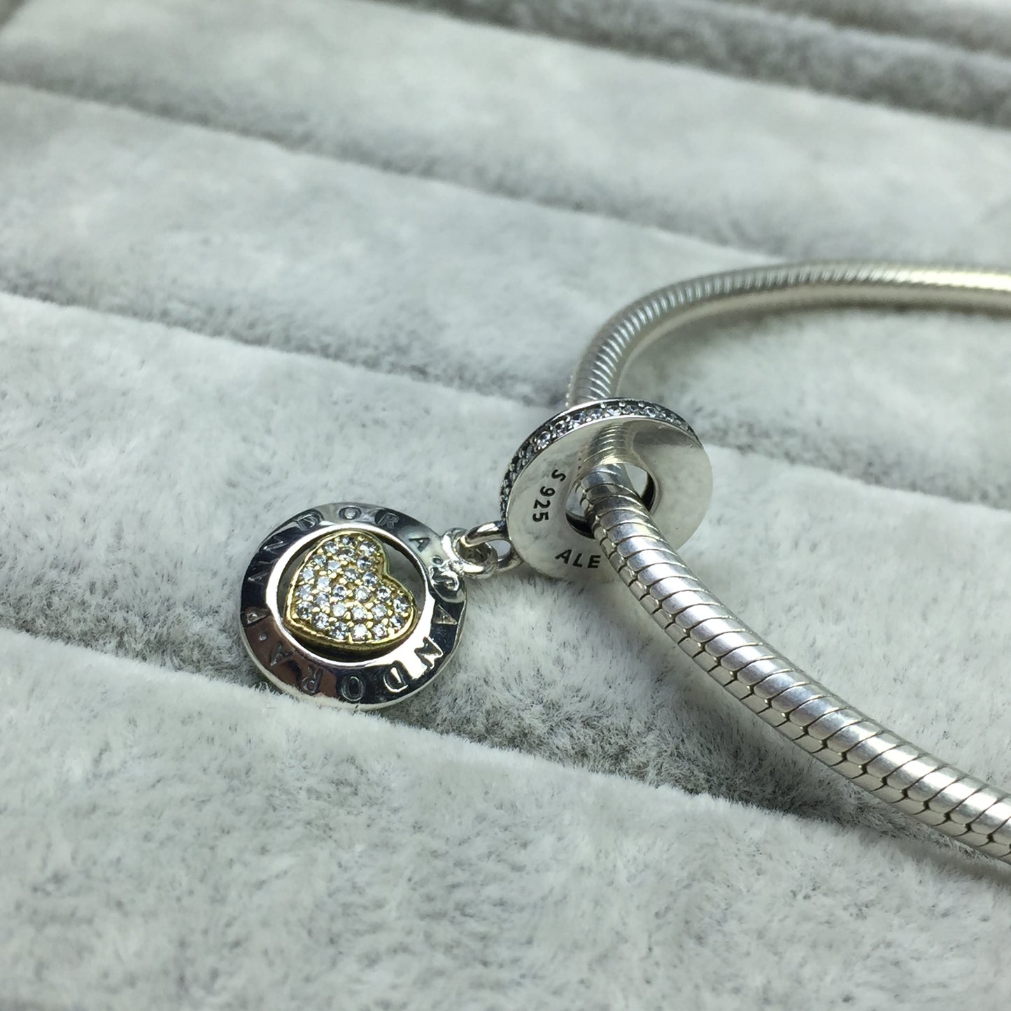 792082CZ