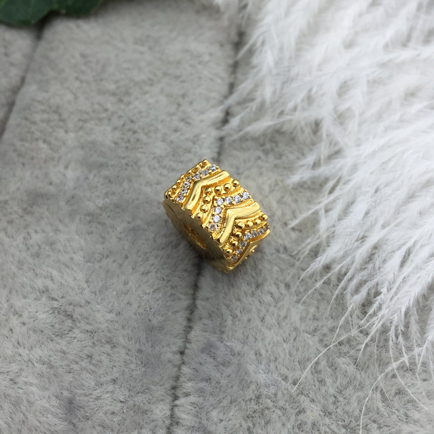 767798CZ