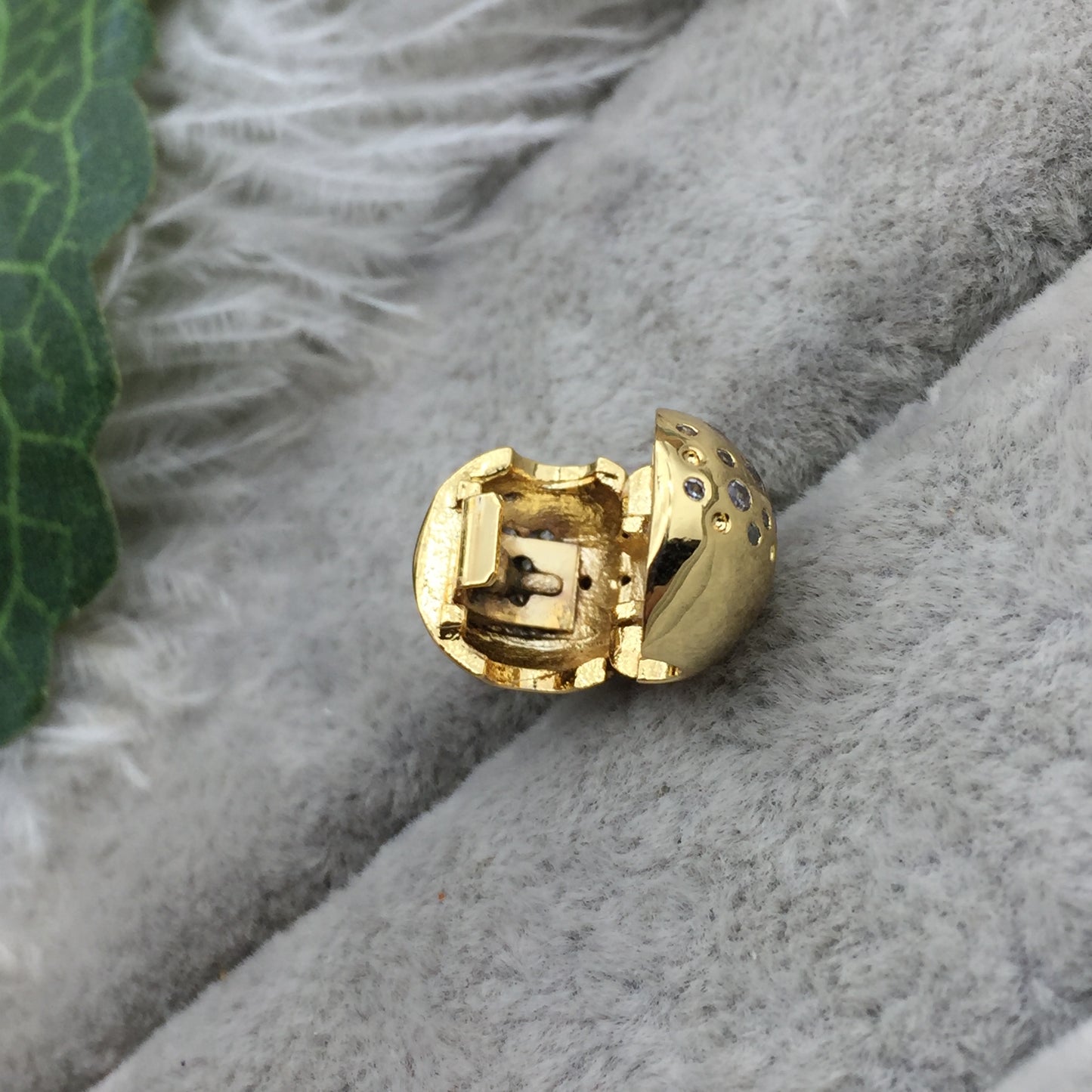 767900CZ