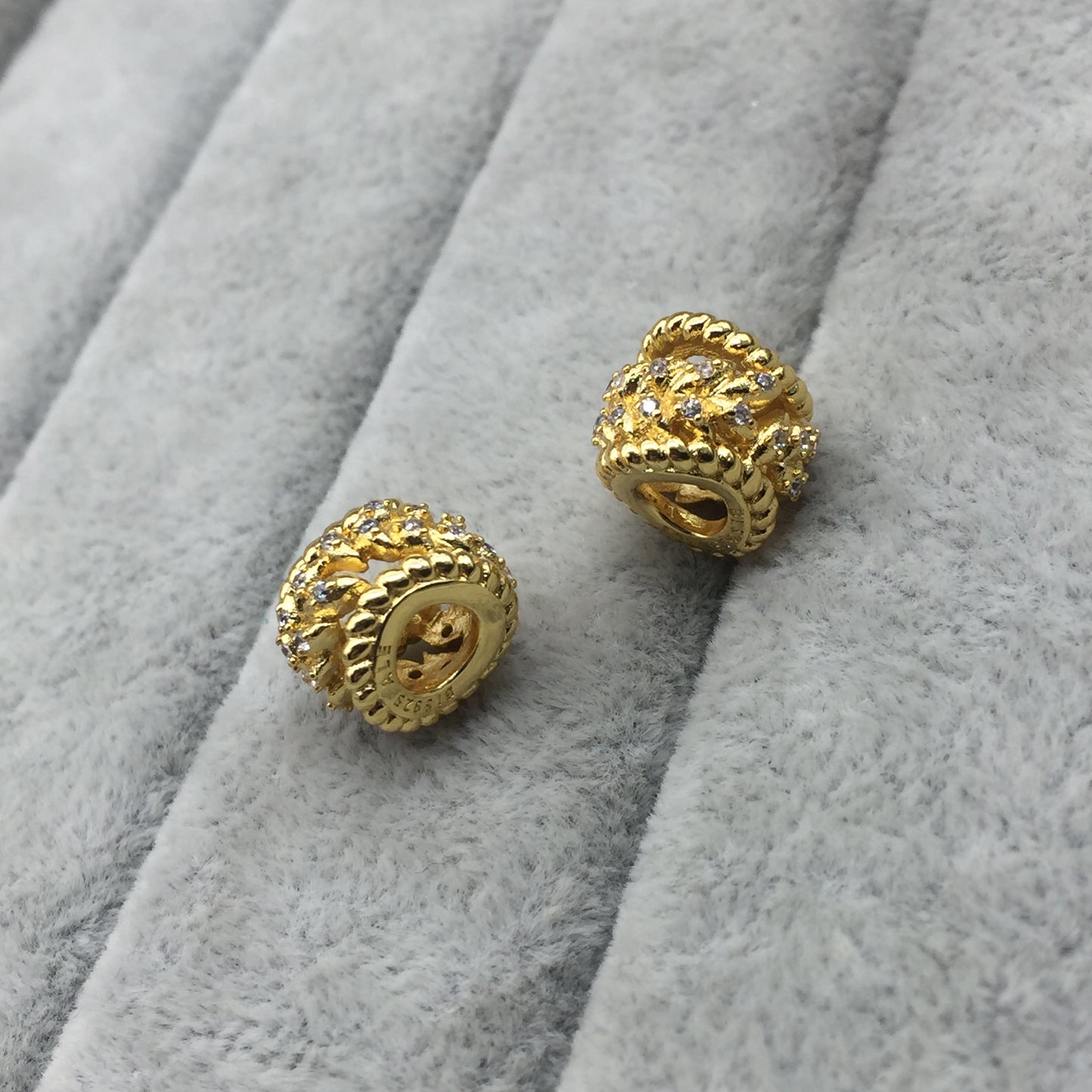 767597CZ