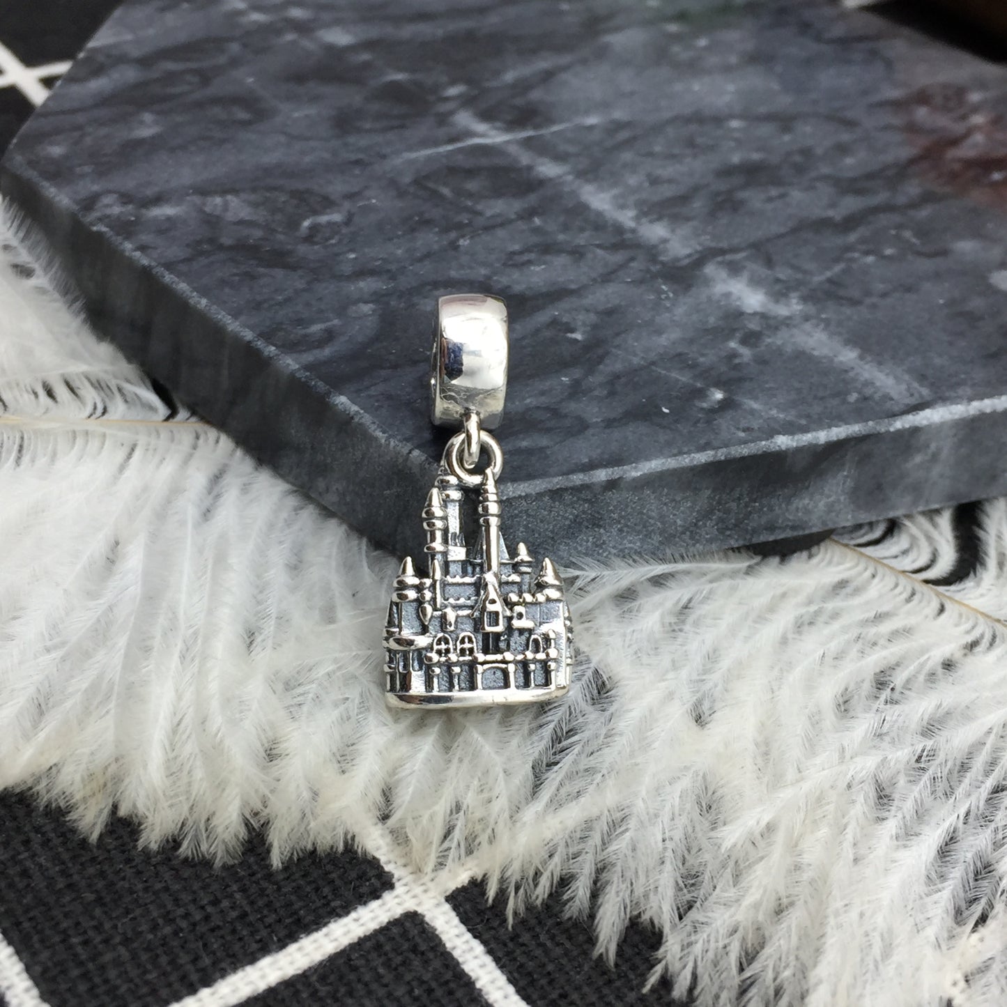 791918