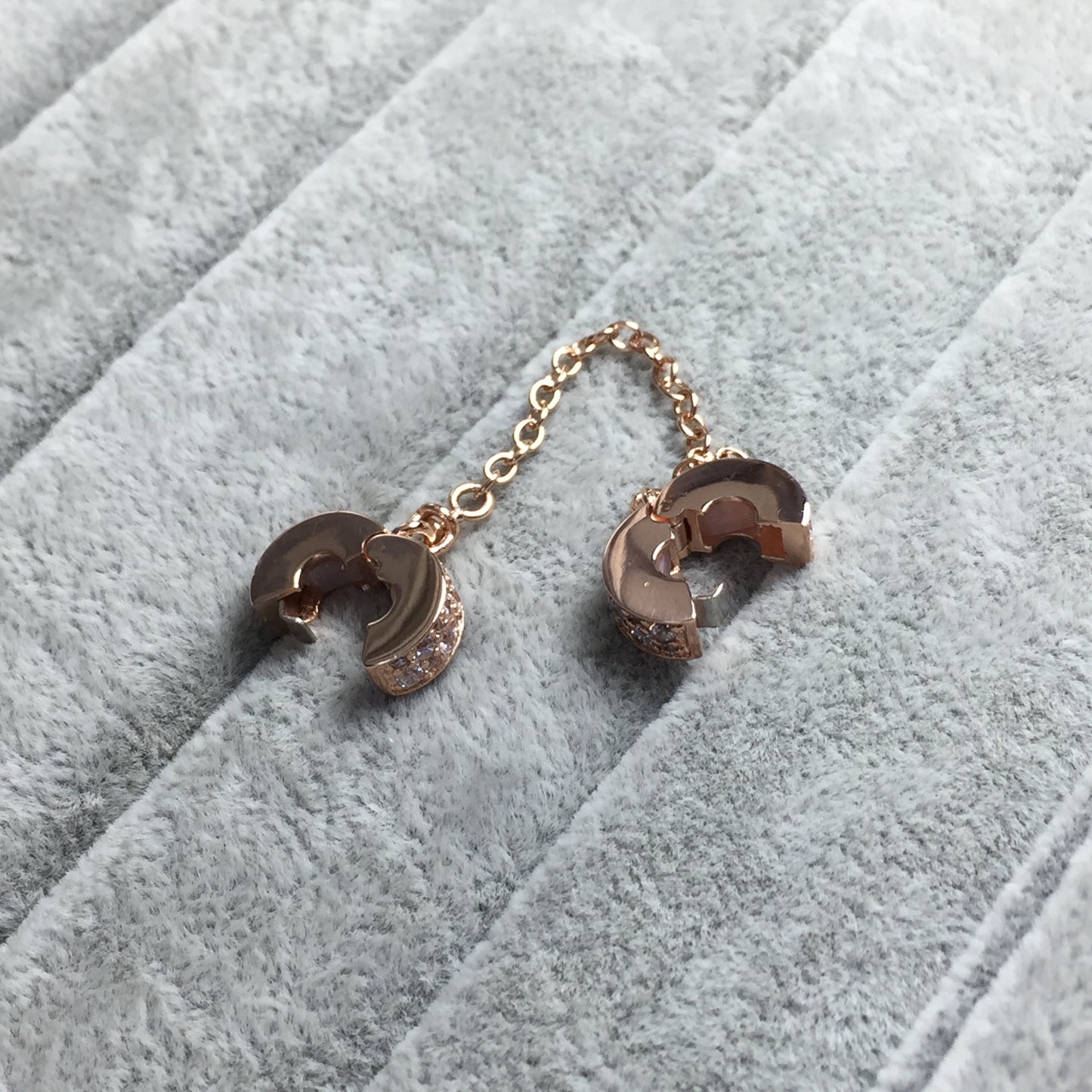 786322CZ