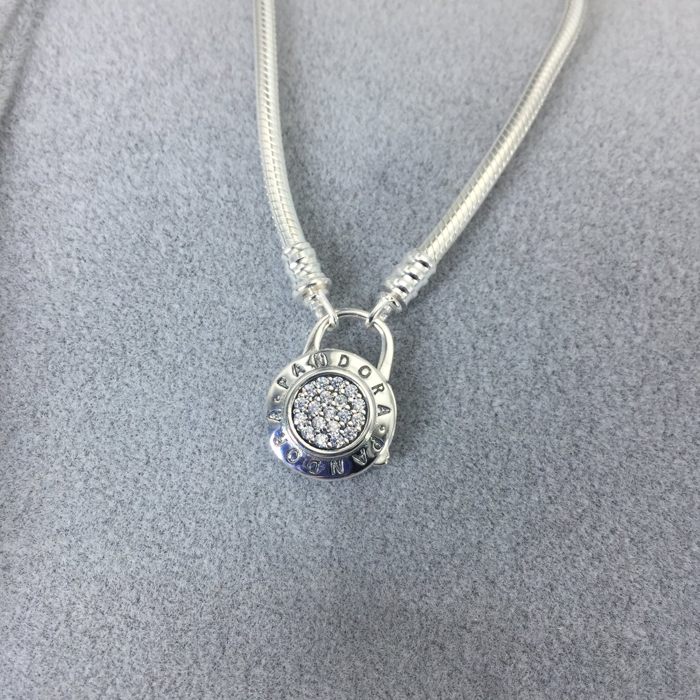 597092CZ
