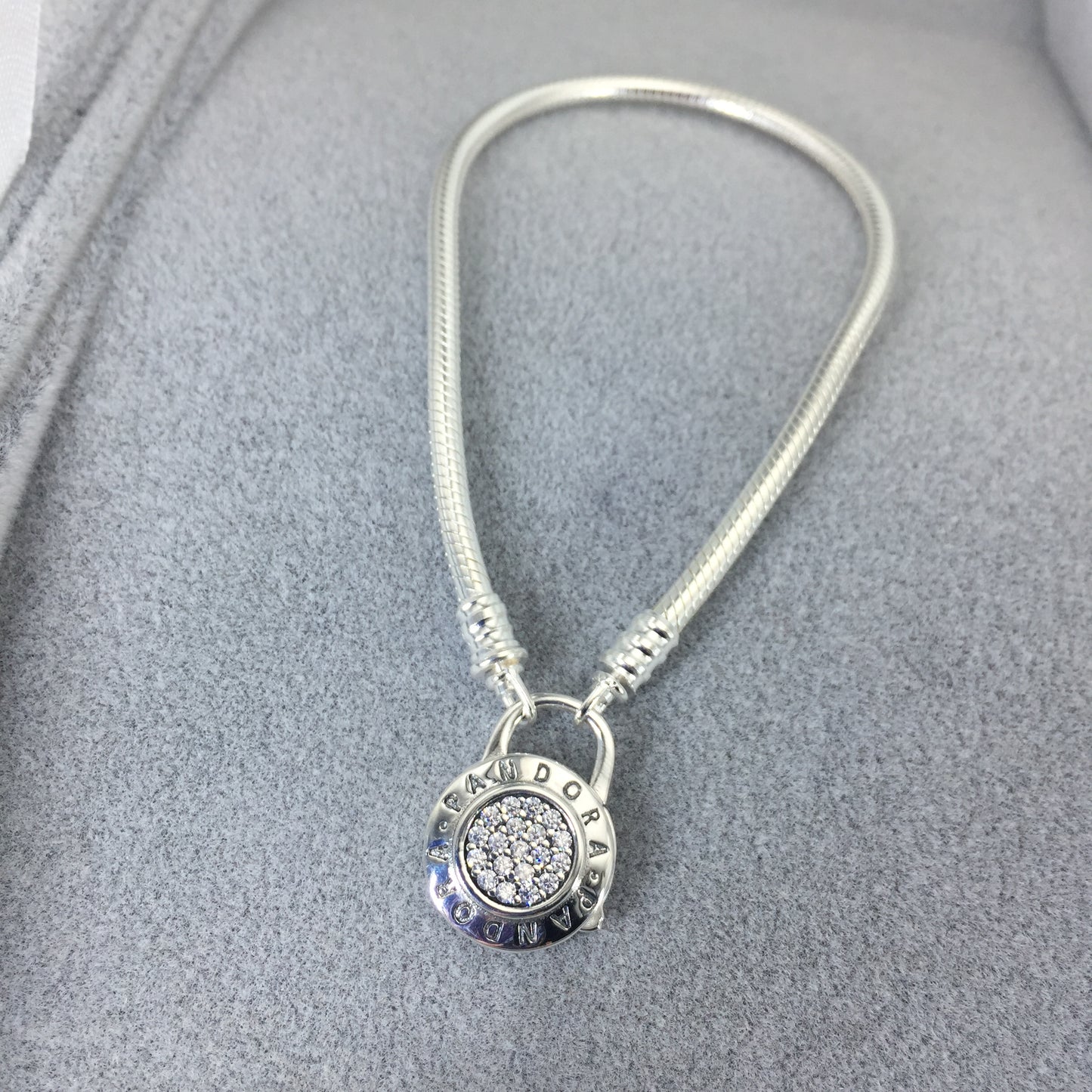 597092CZ