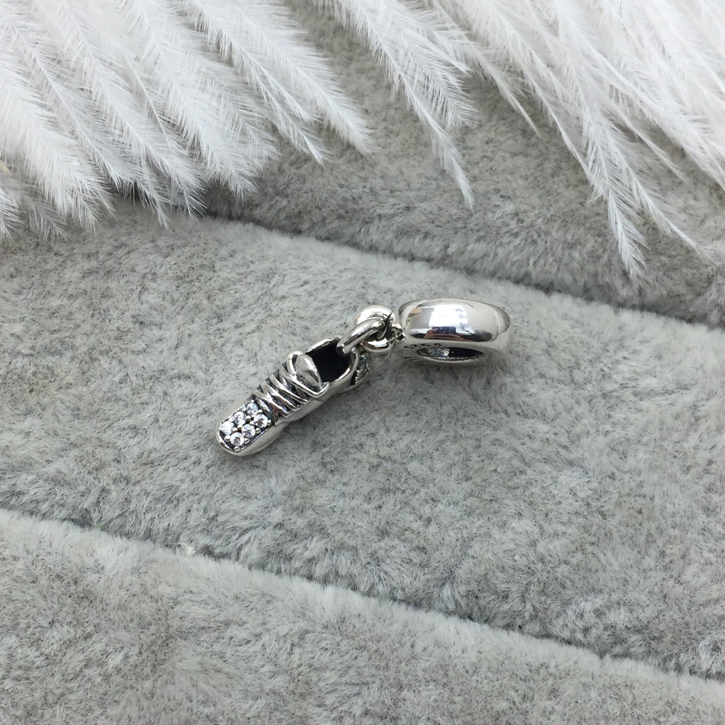 792063CZ