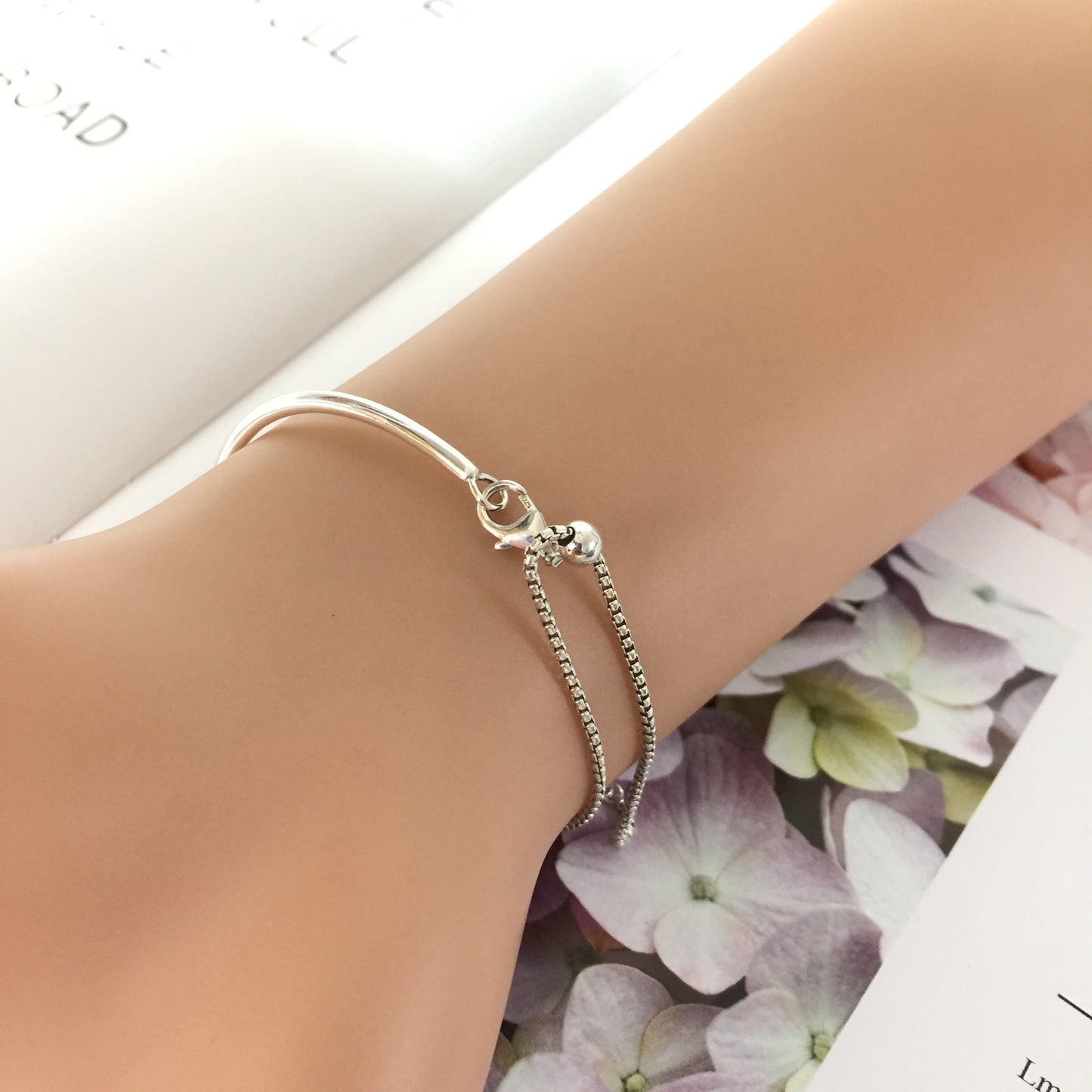 597242CZ