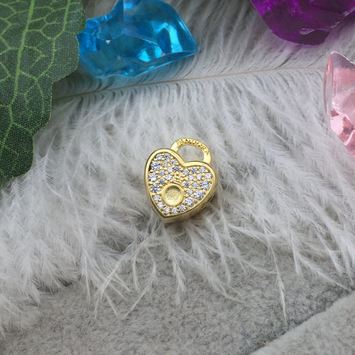 768005CZ
