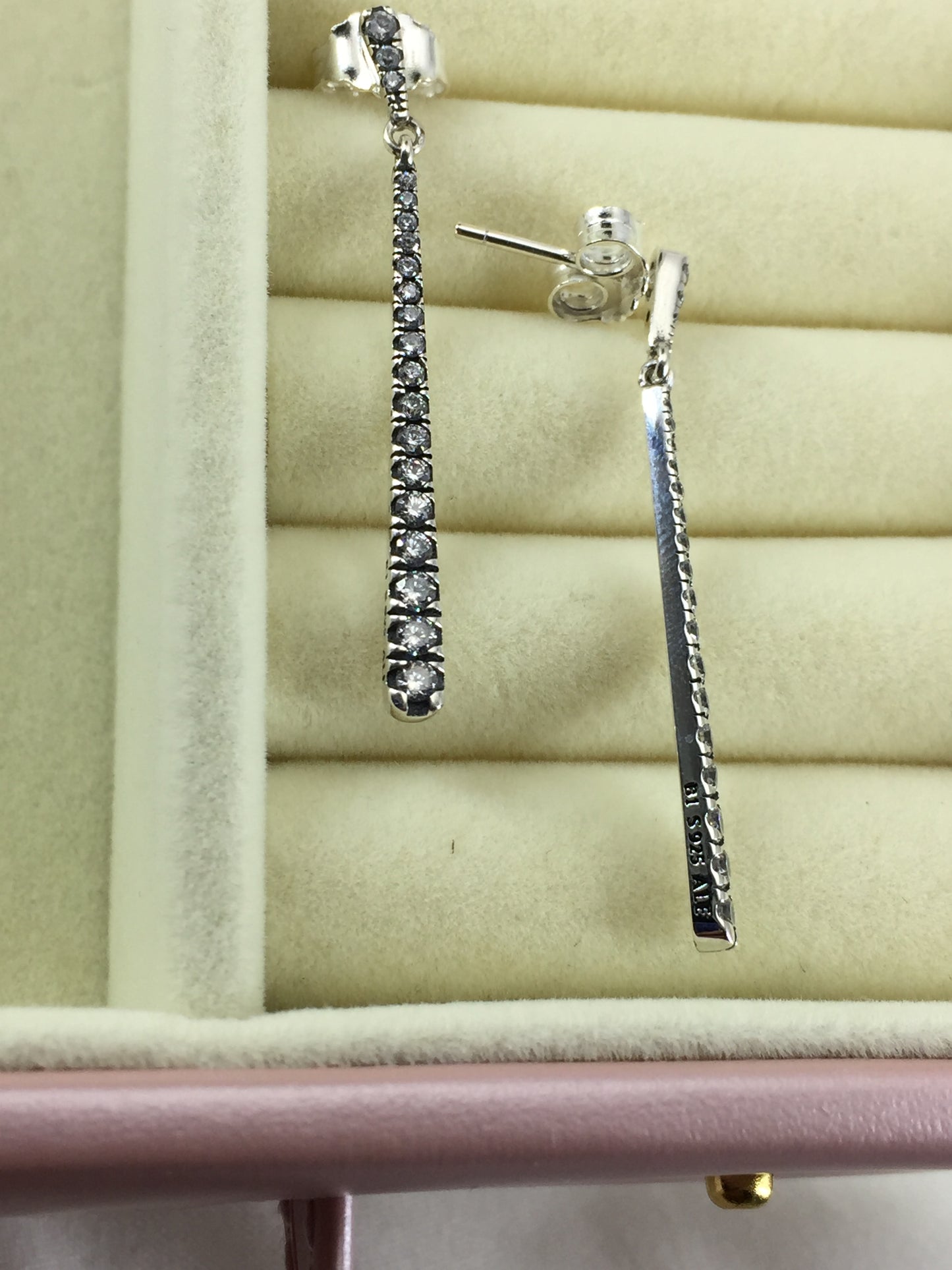 296351CZ
