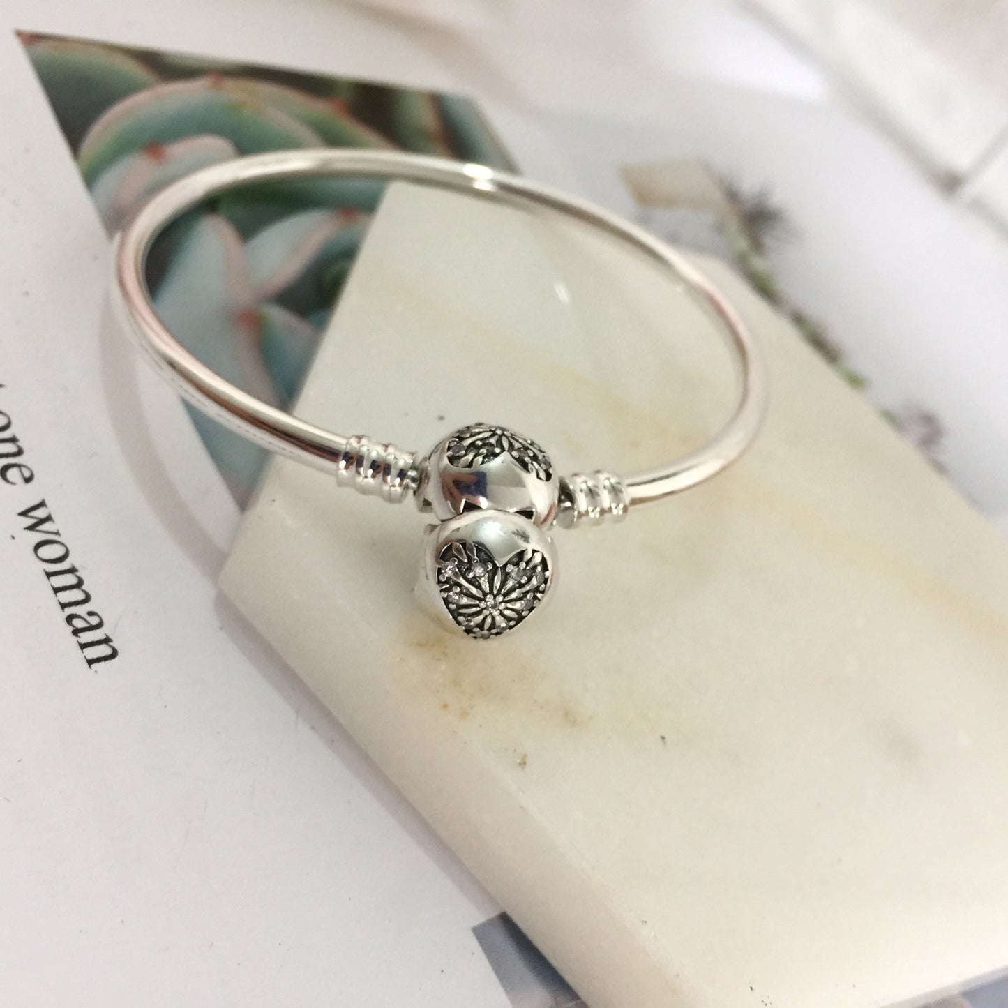 596404CZ