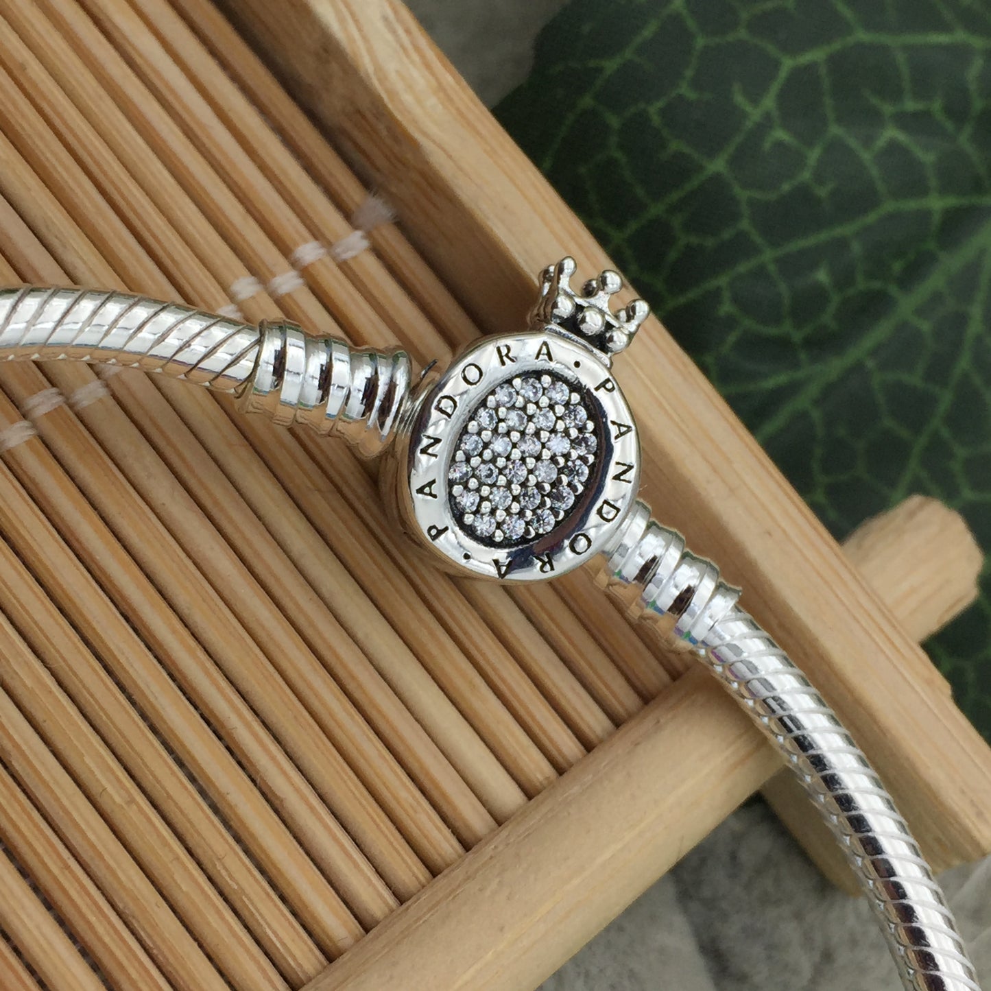 598286CZ