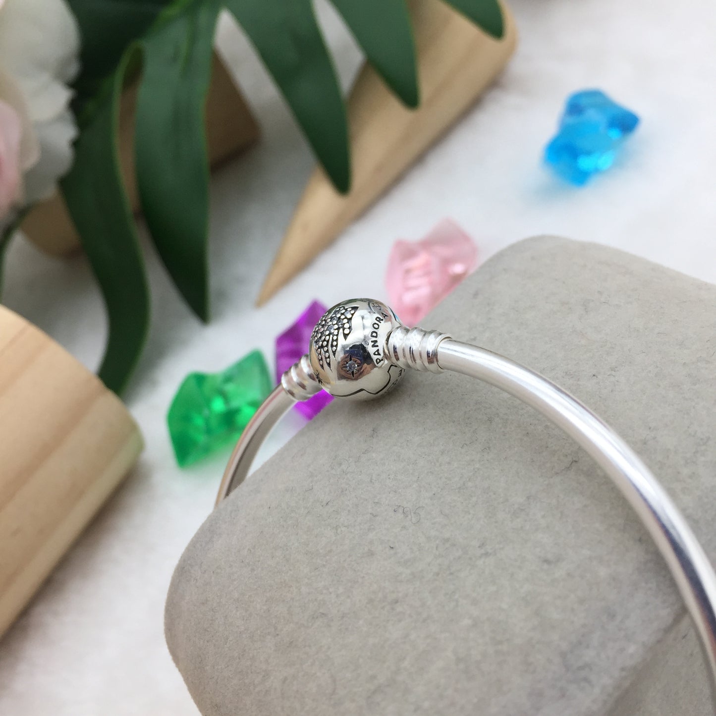 597745CZ