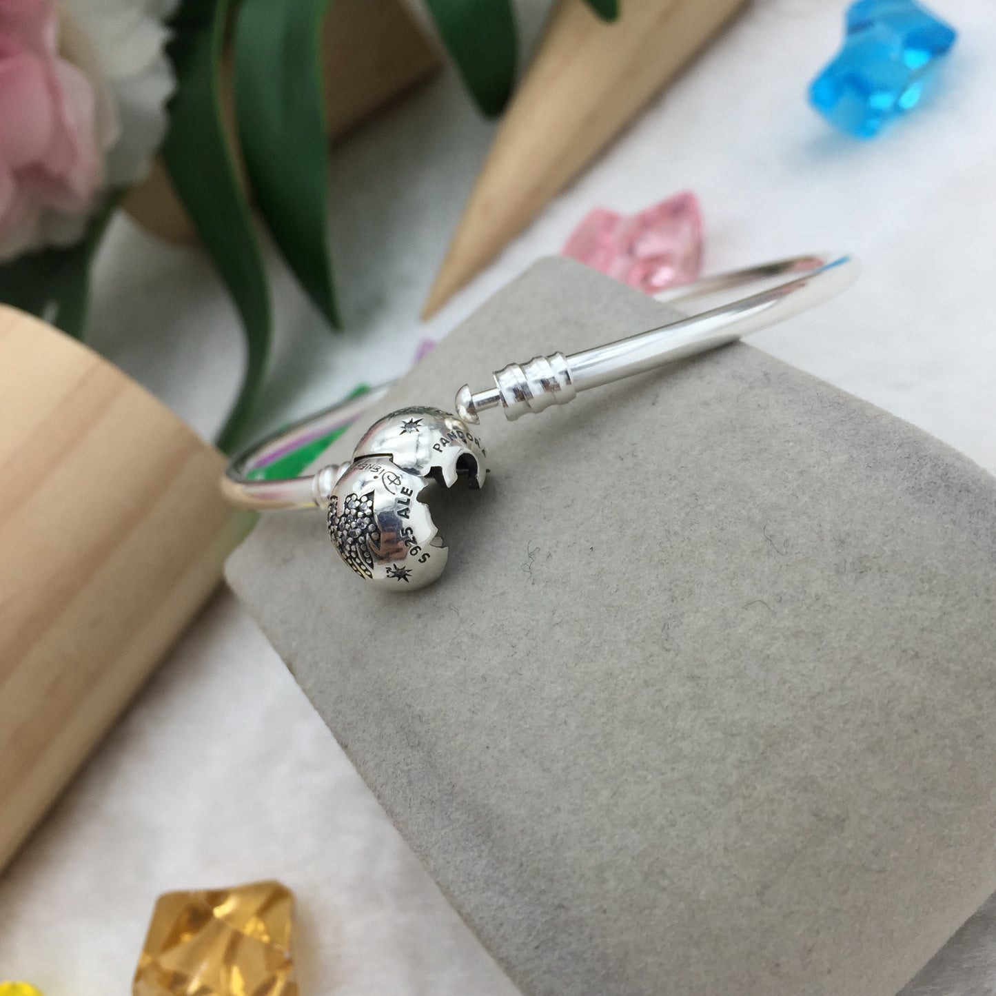 597745CZ