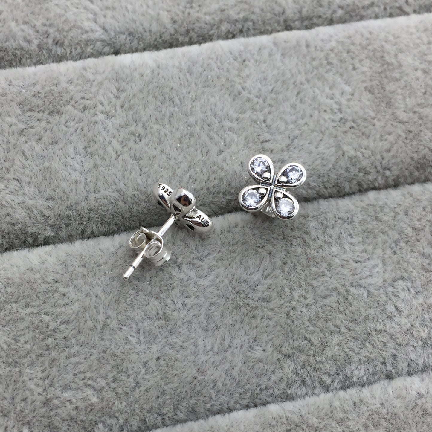297968CZ