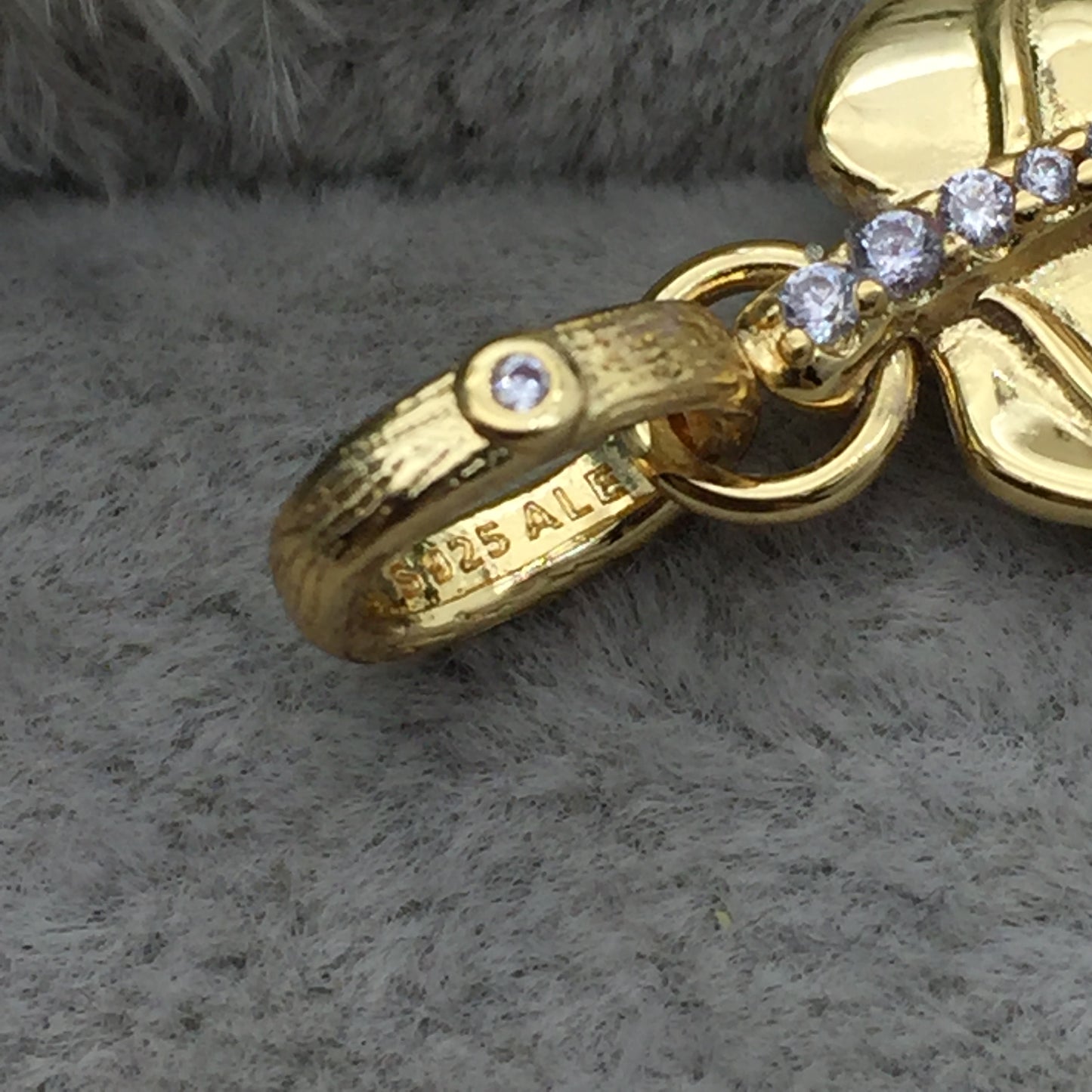368251CZ