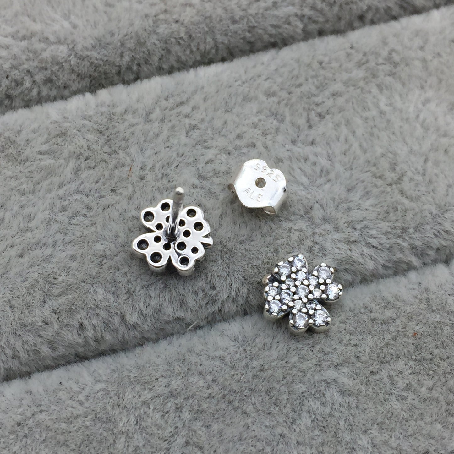 297944CZ