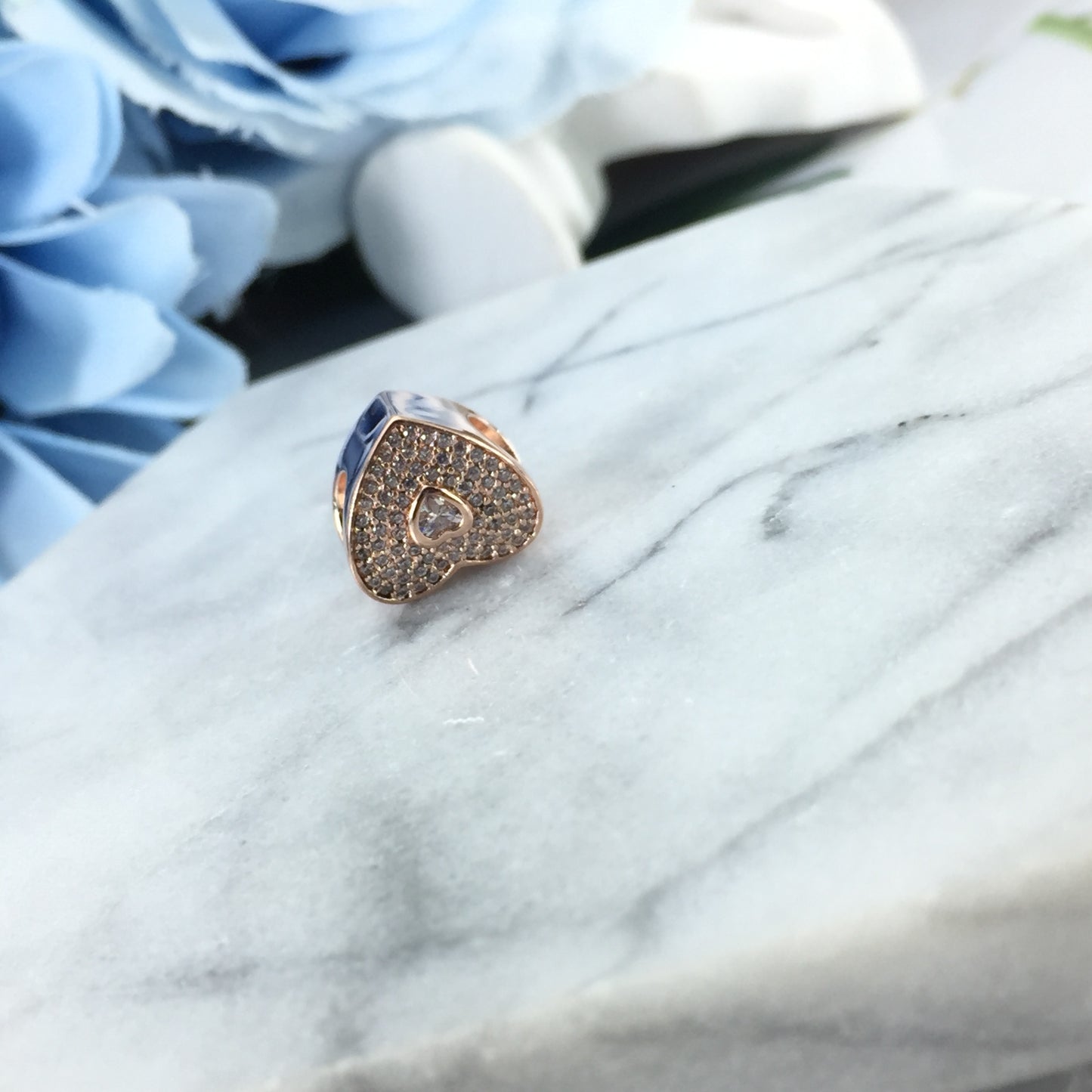 781555CZ